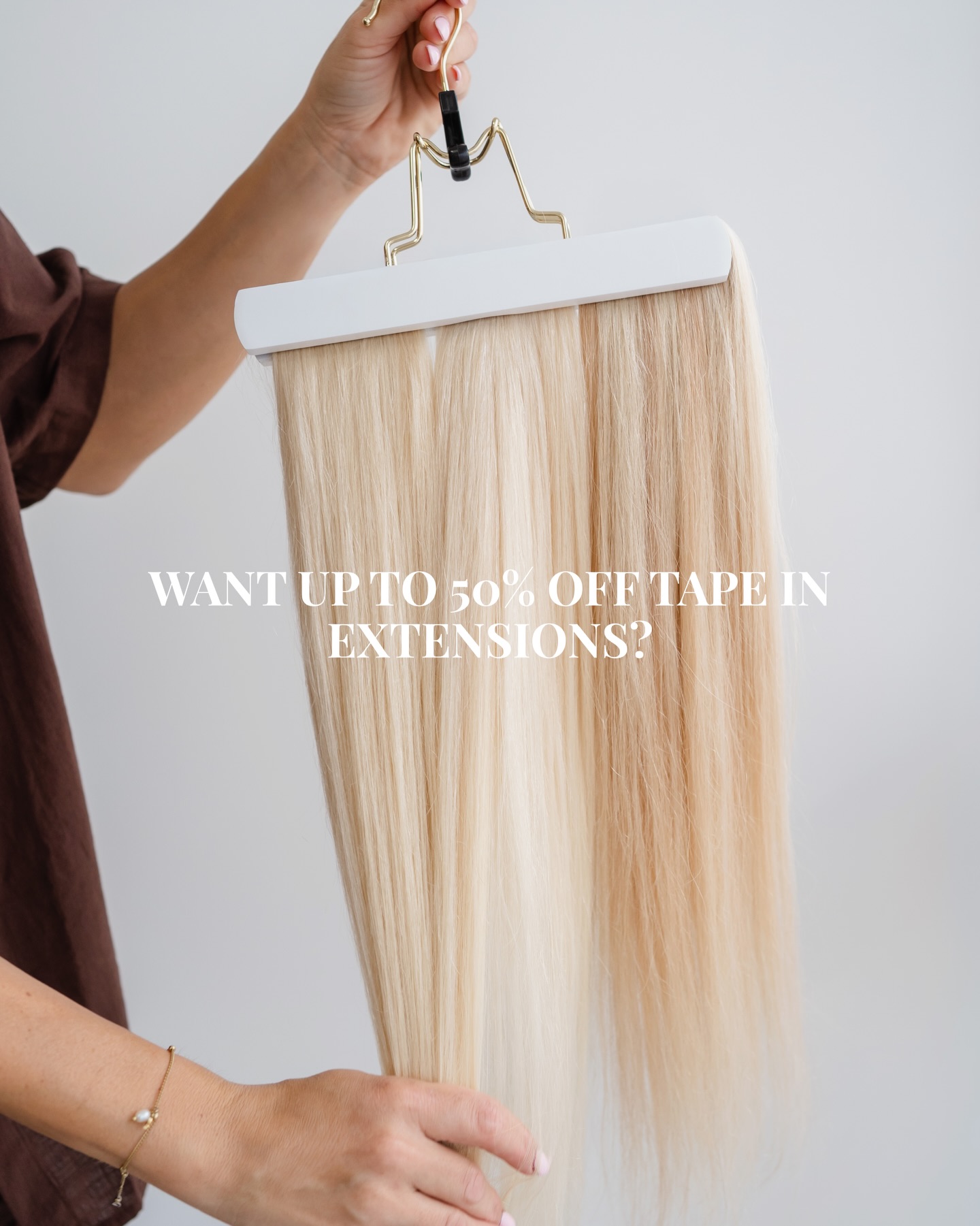 Want up to 50% off tape-in extensions?👀
We’re looking for a model on Thursday, 26th of March at 9am with our Senior Stylist @jess_indiemane 〰️
DM us to secure your booking.
#indiemane #portstephenshairdresser