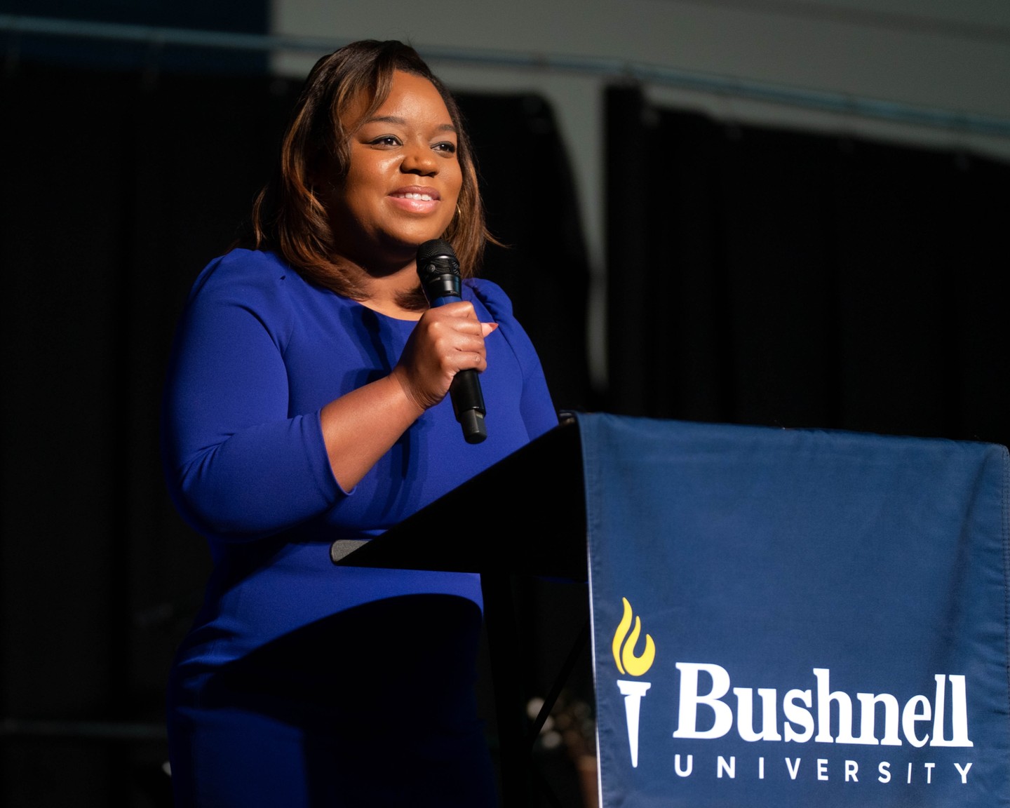 We were incredibly grateful to welcome back Lisa Fields to campus this week for our Spring 2026 continuation of the Becoming Beloved Community series of events!
As an author, film producer, and founder of the @jude3project , @lisavfields brought her voice and passion for Christian apologetics back to Bushnell after previously joining us for our first Becoming Beloved Community event in fall 2023 on racial reconciliation.
Through several sessions, Lisa shared her insight into how to rebuild a fractured community through the lens of her upcoming book When Heroes Fall, addressing how to navigate situations in which trusted leaders fall. She also offered an encouraging charge to our students to pray for wisdom and rely on God as they prepare for their callings.
We are very grateful for Lisa’s time with us on campus and for the insight and encouragement she shared as we continue to pursue a beloved community.