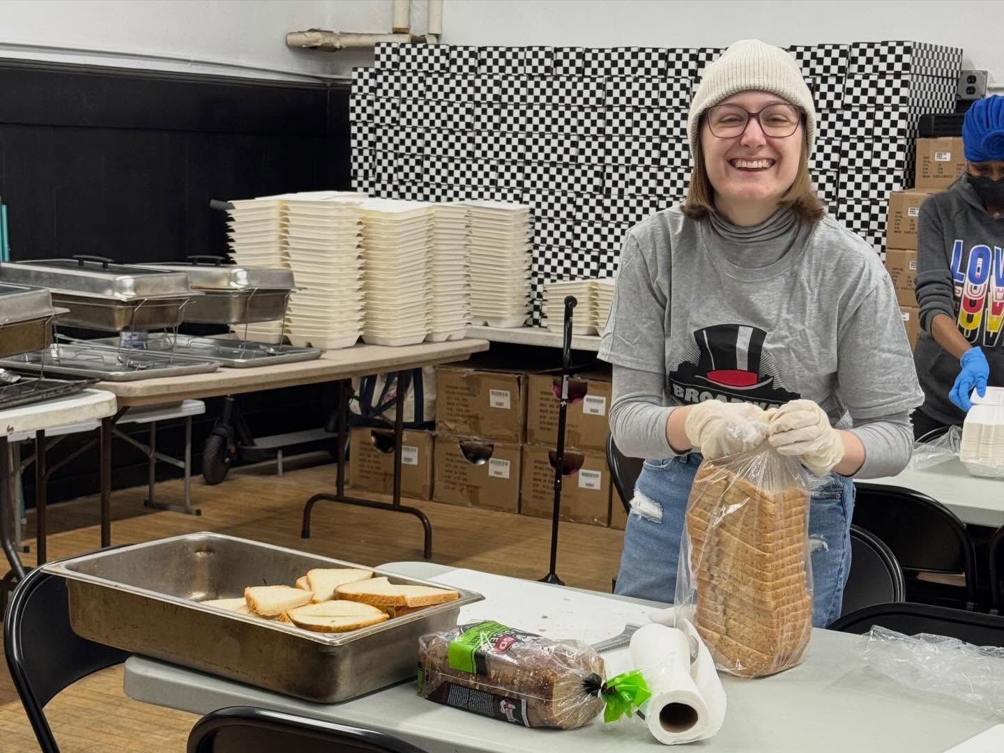 In addition to preparing the meals for today’s lunch service @stlukessoupkitchen_nyc , our volunteers washed fruit and batched a mocktail for their annual Soup Kitchen Benefit Gala on Monday. Thank you volunteers for being the #beesknees today!