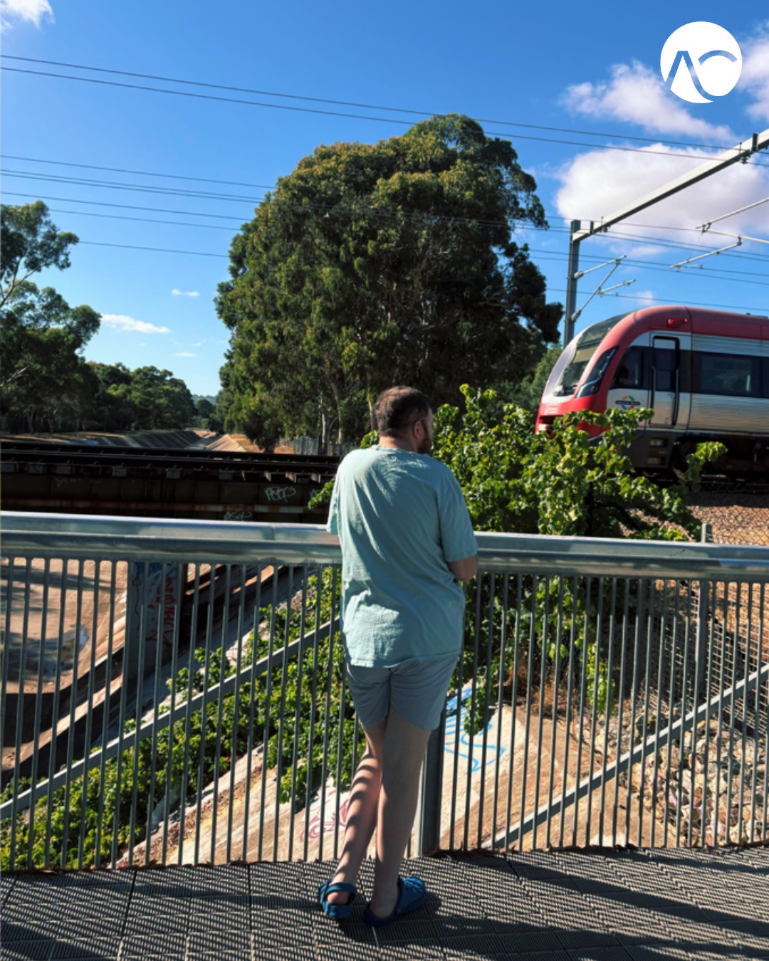 Watching the trains roll by and enjoying every moment! ✨
.
.
.
.
#gosouthgolocal #NDISAustralia #DisabilitySupport #CommunityCare #InclusiveCommunity