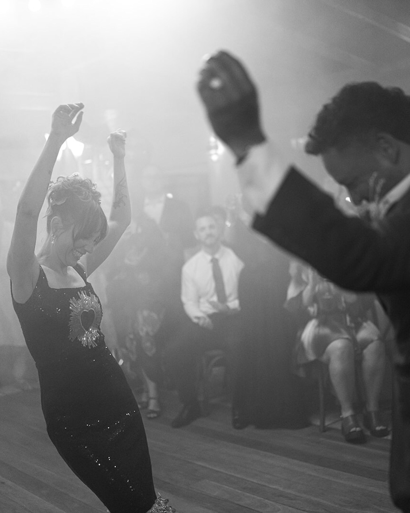 D-Floor was an absolute vibe at this wedding ⚡️ With fog, party lights and a whole lotta dancing 💃🏽🕺🏼
They wanted to get the party started earlier in the night, so in between all their speeches they encouraged everyone to hit the dance floor!
@barrettlanefunctions
@oborneweddings
@allwhowander
@khirzadofficial
@wednesdayweddingcelebrant
@emartistry__
@purelyhairdesign
@piantala_vegan_cuisine
@luminousbreaths
@blacklabelevent
@soulprovidercatering