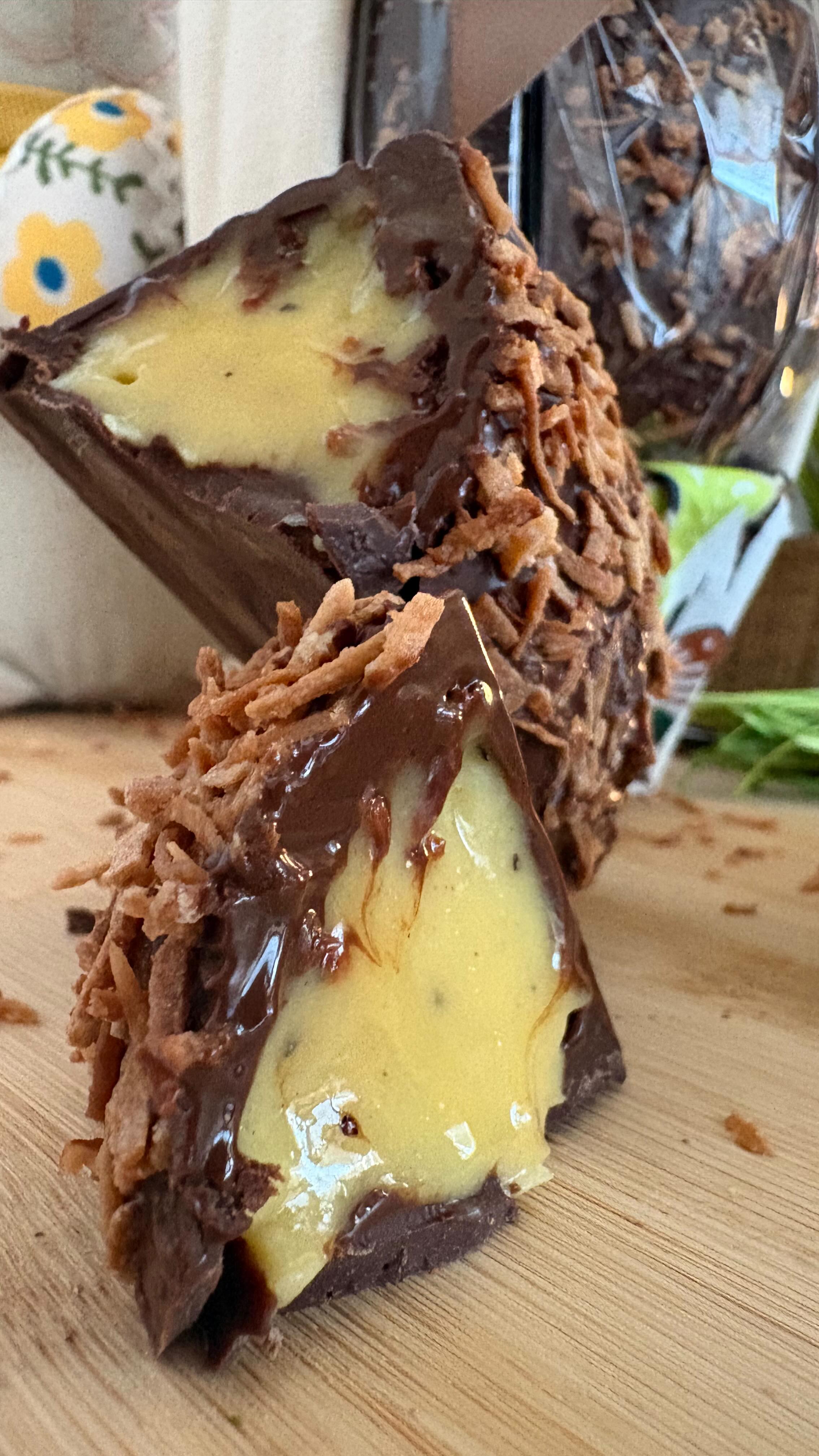 A slice into something special 💛✨
Our passion fruit Easter egg combines silky chocolate with a creamy, slightly tangy filling—perfectly balanced in every bite.
Handcrafted in small batches for Easter 🐣
Limited quantities available.
DM to order 💛
#TorontoSmallBusiness #SupportLocalToronto
#EasterEggs #GourmetChocolate #HandcraftedChocolate