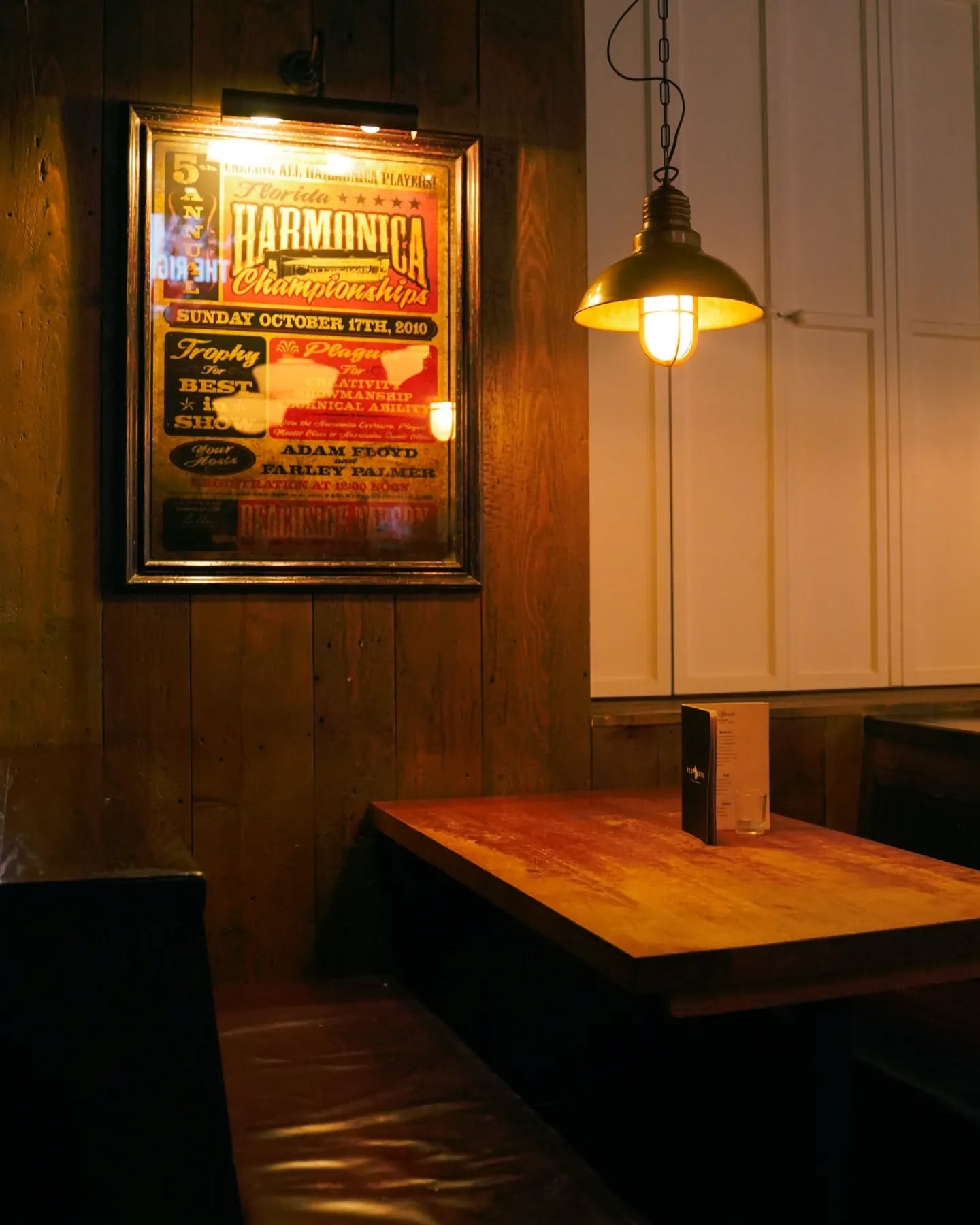 Sometimes, all it takes is a few steps into a restaurant to know the entire story. The atmosphere, decor and vibe tells you exactly what to expect on your plate... attention to detail is critical, and few do it more attentively than @reddogsaloon