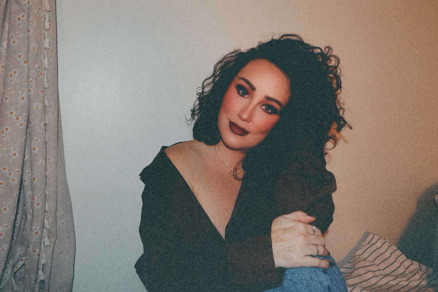 embracing my curls era activated 🤎