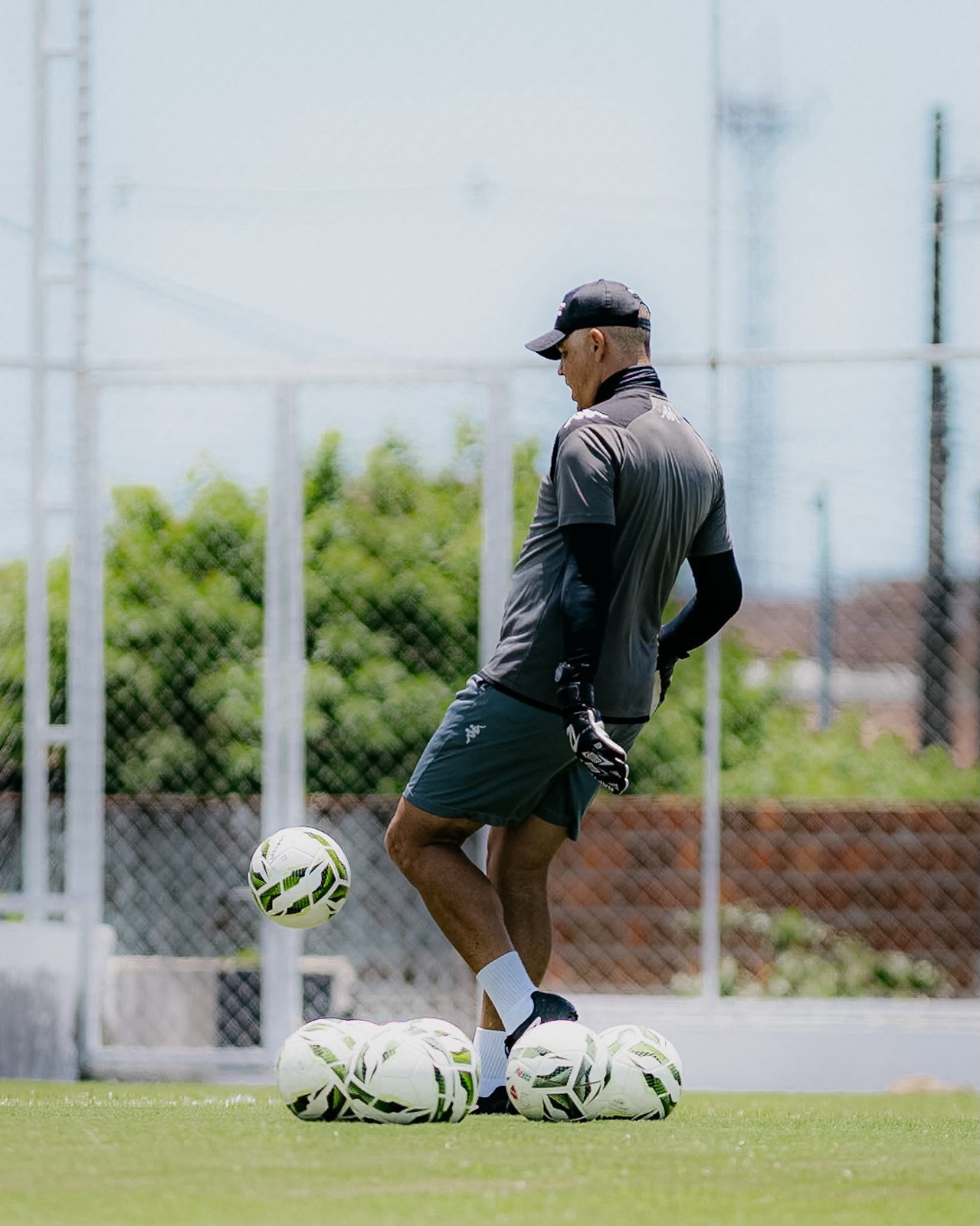 Fim de preparação. Vamos em busca do título! Deus nos abençoe e proteja. ▪️🚩▫️🙏🏽
📷 @joaonetofotos
🧤 @luvasraptor