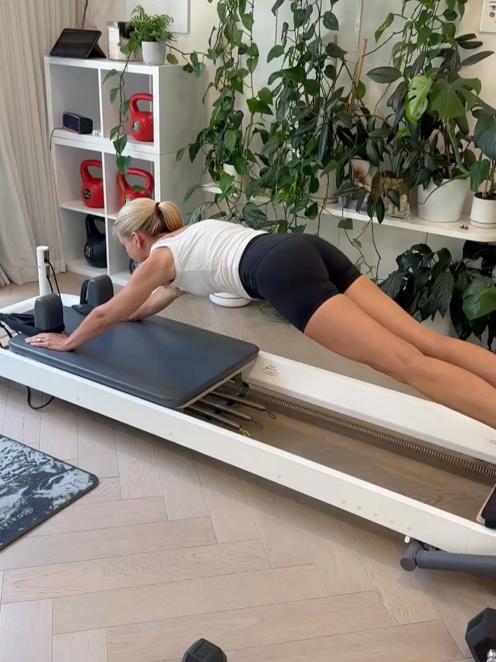 We put our clients to the test with the Sylvester Stallone Pilates challenge… and let’s just say, it’s tougher than it looks 🔥 We even levelled some clients up, adding in progressions and playing with tension!
Across the board everyone nailed their version of this move !!
Bring on the next in studio movement chalenge - soon to be announced!! 💪🏼