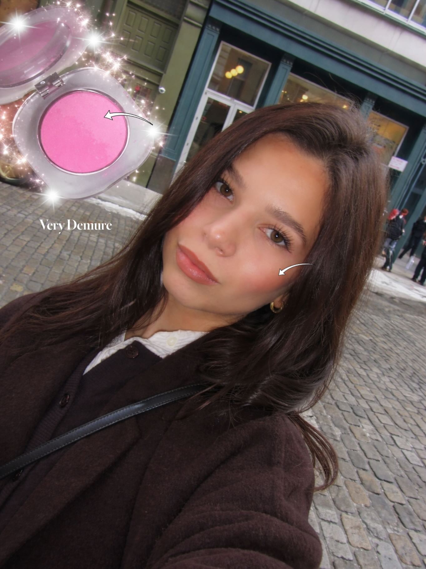 The “Very Demure” blush being worn with a natural makeup look!💖
-
-
-
#purebeautylabs #cleanmakeup #blush #cruetlyfree