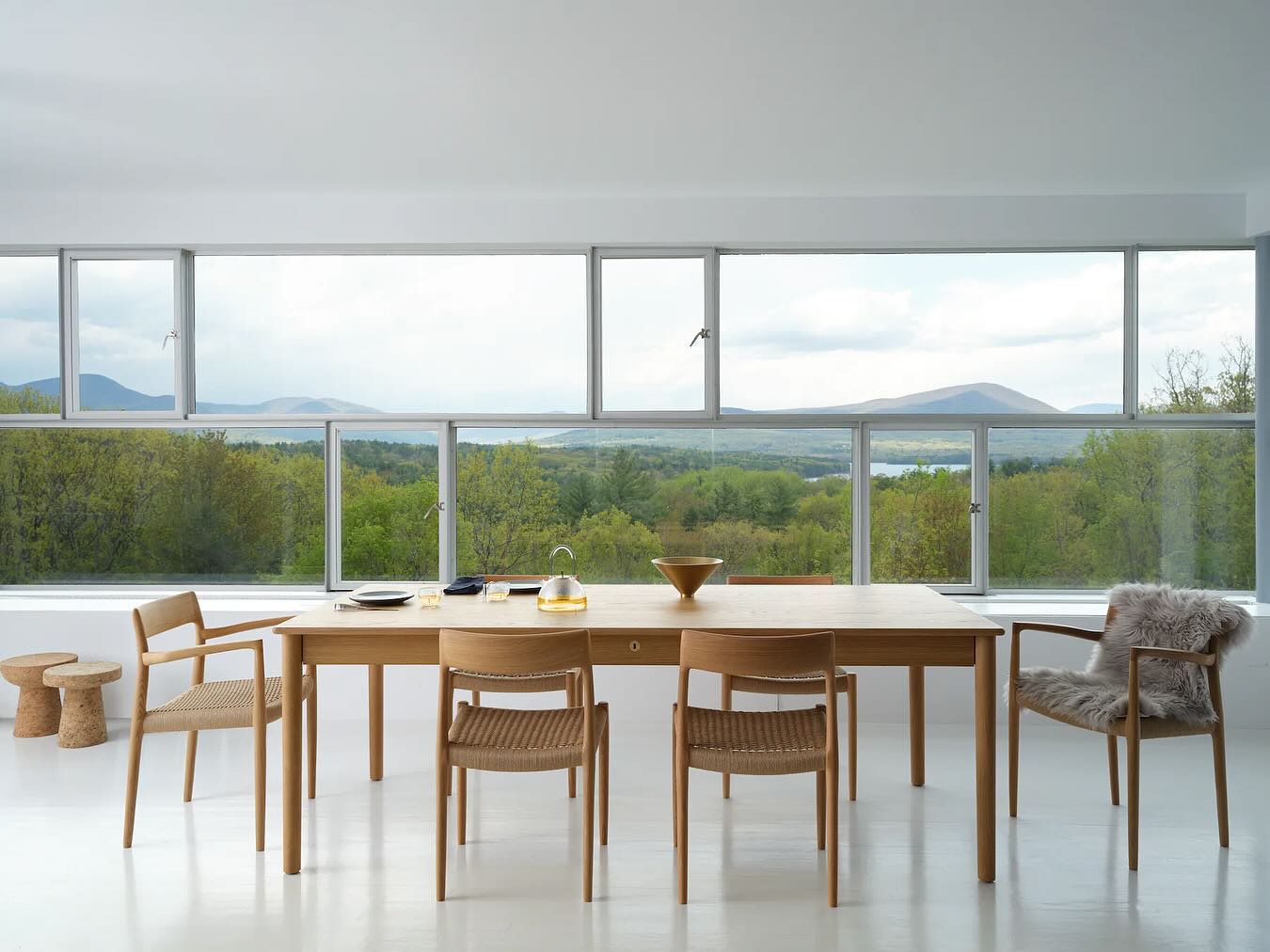 Our Moller 77 Side Chairs and 57 armchairs featured in this amazing project by @designwithinreach
This small vacation house is designed as a stairway to the treetops. Keeping the footprint to a minimum so as not to disturb the wooded site, each of the first three floors has only one small bedroom and bath, each a tiny private suite. The top floor, which contains the living spaces, spreads out from the tower like the surrounding forest canopy, providing views of the lake and mountains in the distance, virtually the entire Catskill mountain range.
.
.
.
#moller #møller #madeindenmark #danishdesign #interiordesign #midcenturymodern #scandinaviandesign #home #chair #collaboration #photography #architecture #handmade #singapore