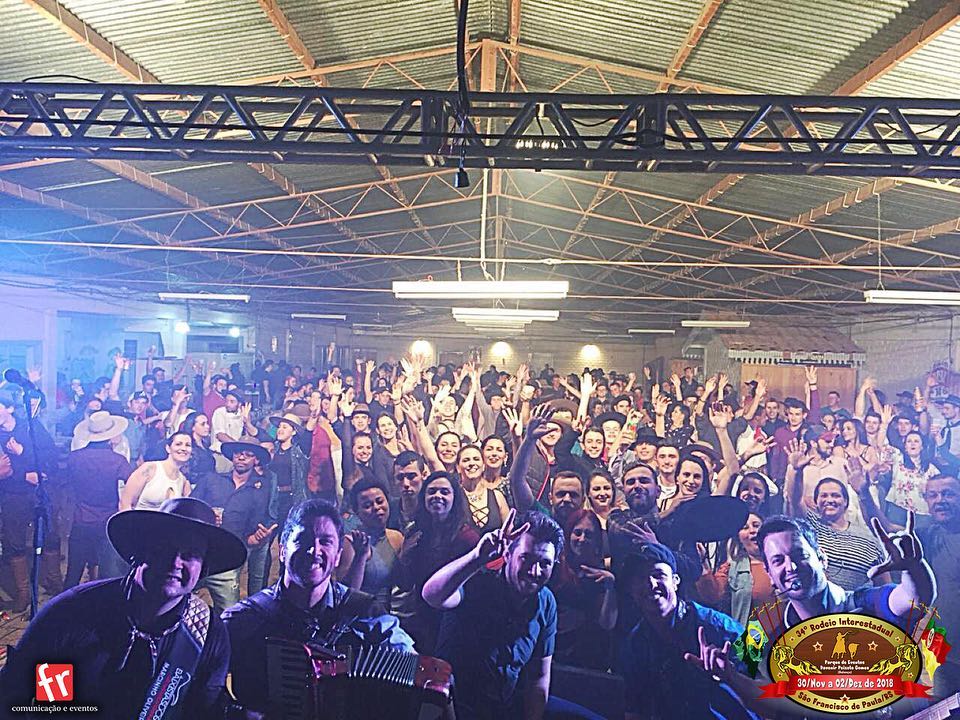 Deixamos aqui nosso agradecimento a todas as pessoas que marcaram presença nos bailes do 34º Rodeio Interestadual de São Francisco de Paula/RS.
#rodeio #saochico #serragaucha
