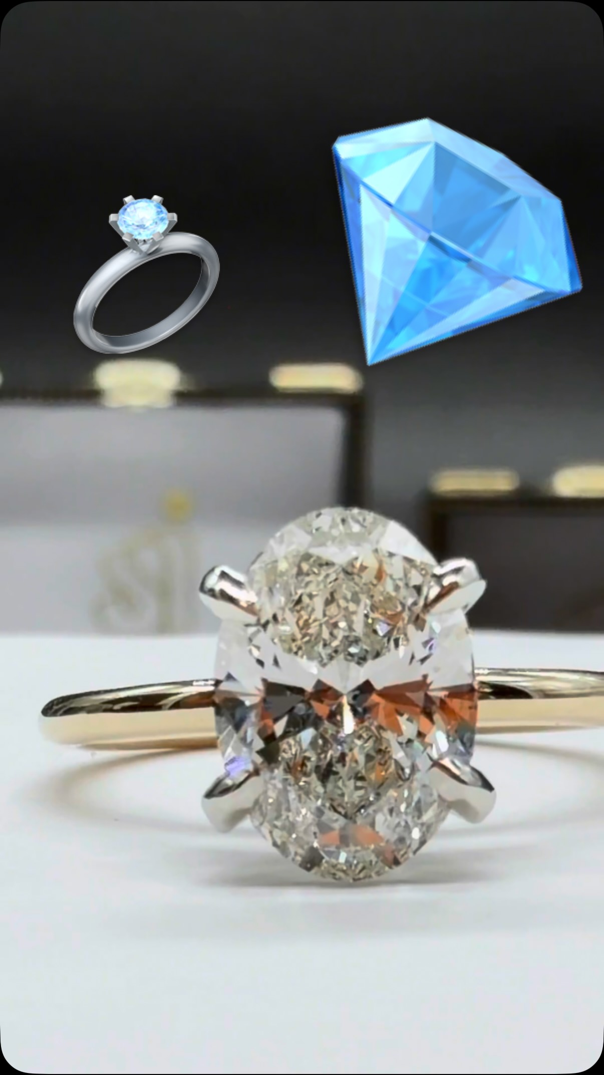 💍Say yes to the sparkle 😍💍
❌Warning: may cause serious heart eyes🤩
💎Friday Rocks💎
#simonimports #fridayrocks #diamond #engagementring #luxuryjewelry