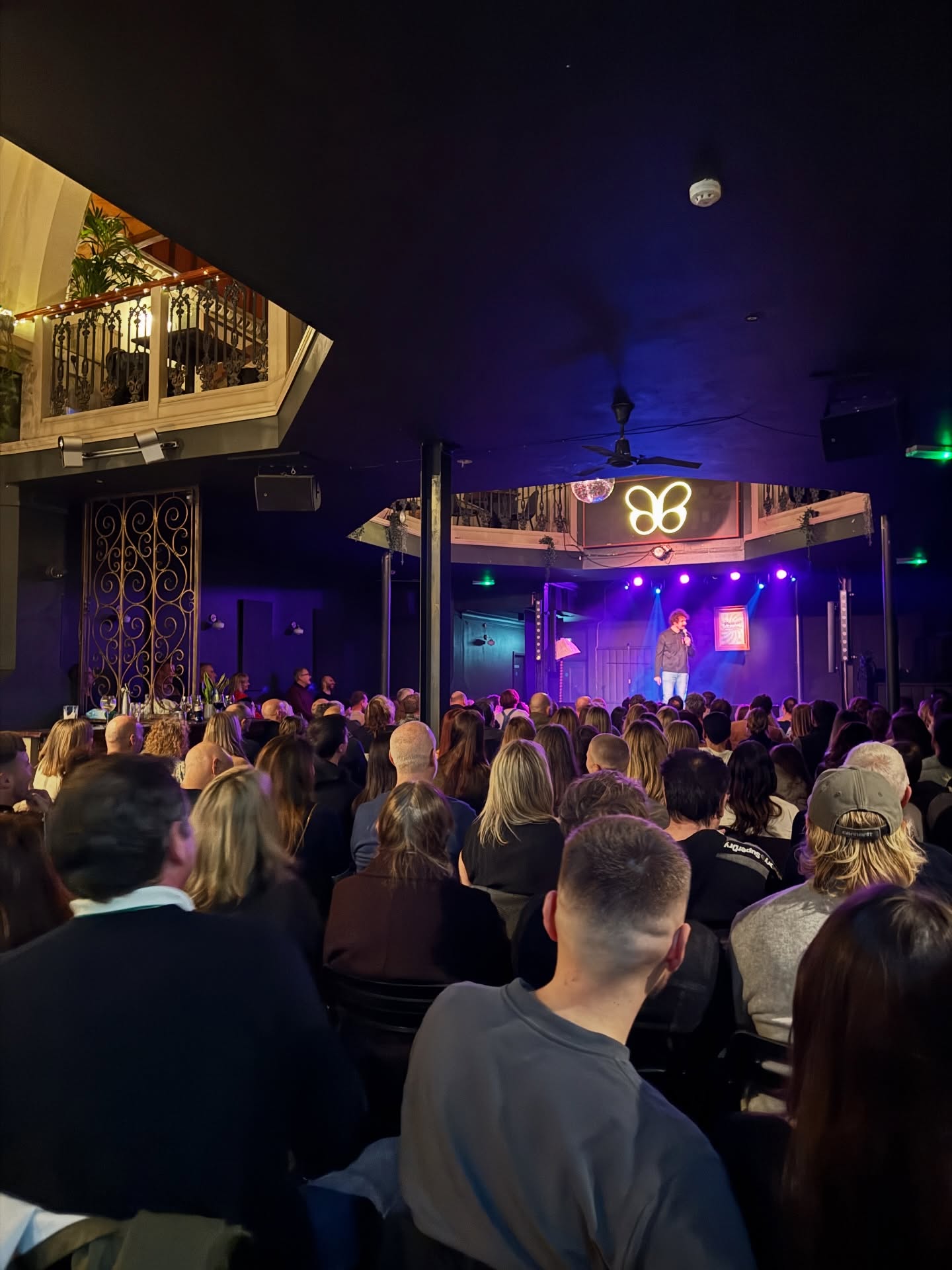 Spring is coming and so is the next show 🙌
This Friday the line-up is stacked and the room will be packed 💥 If you haven’t already, get your tickets now before they sell out!!
—
Tickets & Show Info
🎫 www.standupinthebasement.com
—
📍Papillon, 61 Commercial Rd, Southampton, SO15 1GG
—
#standupcomedy #southampton #southamptonnightout #whatsonhampshire #comedynight