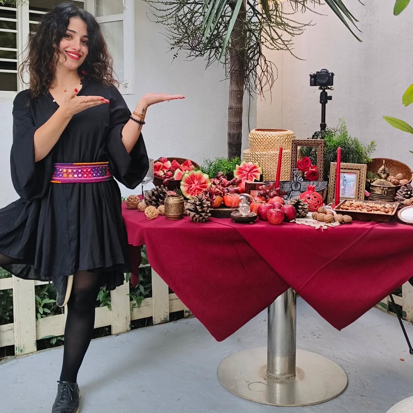 Celebration of light, love, and connection on a night filled with warmth and beautiful traditions (Yalda & Christmas). Grateful for these special moments! 🌙✨
#LongestNight #CherishedMemories #christmasvibes #yaldanight #شب_یلدا #کریسمس #سنت_زیبایی