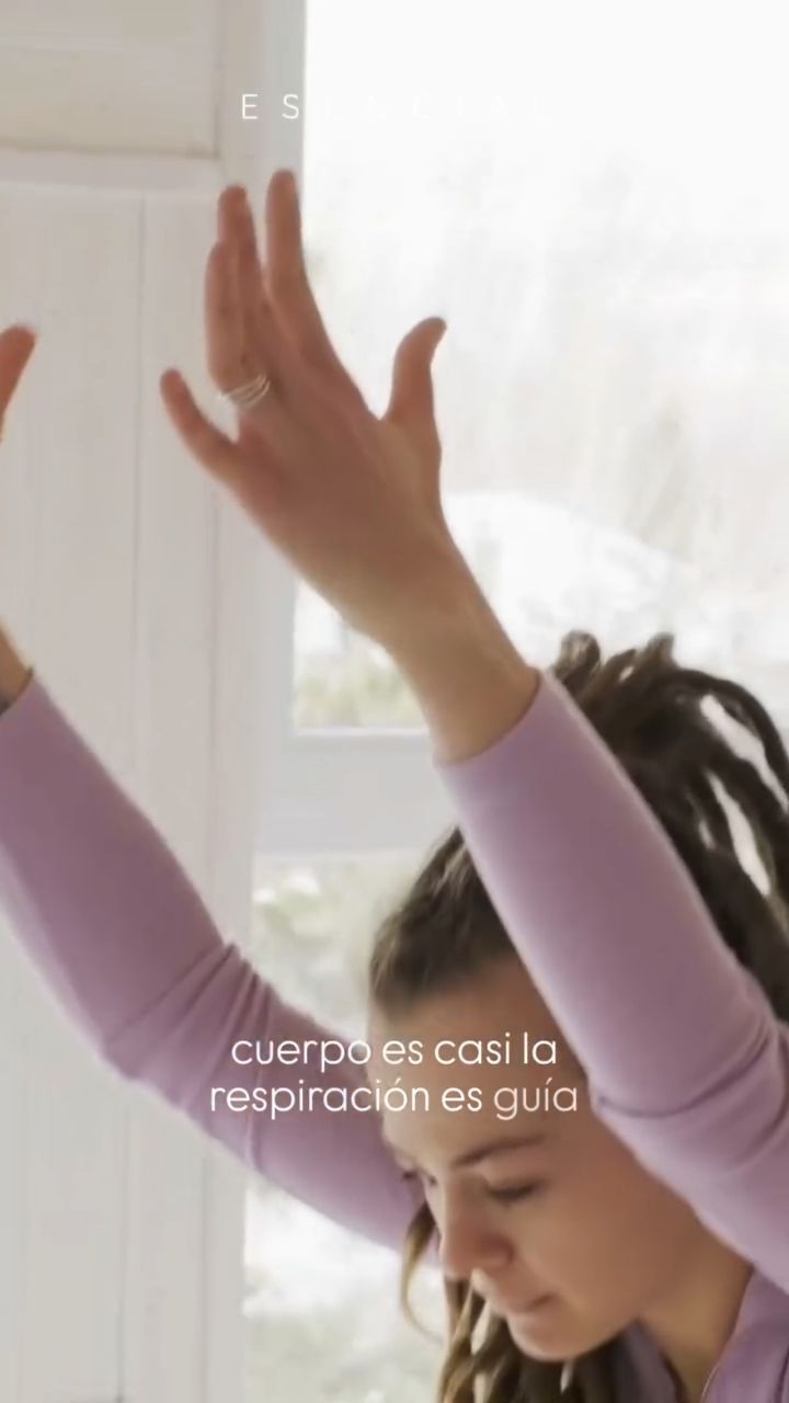 #yogaonlineenespañol #yoga #yogacolombia #yogaparatodos #volveraloesencial