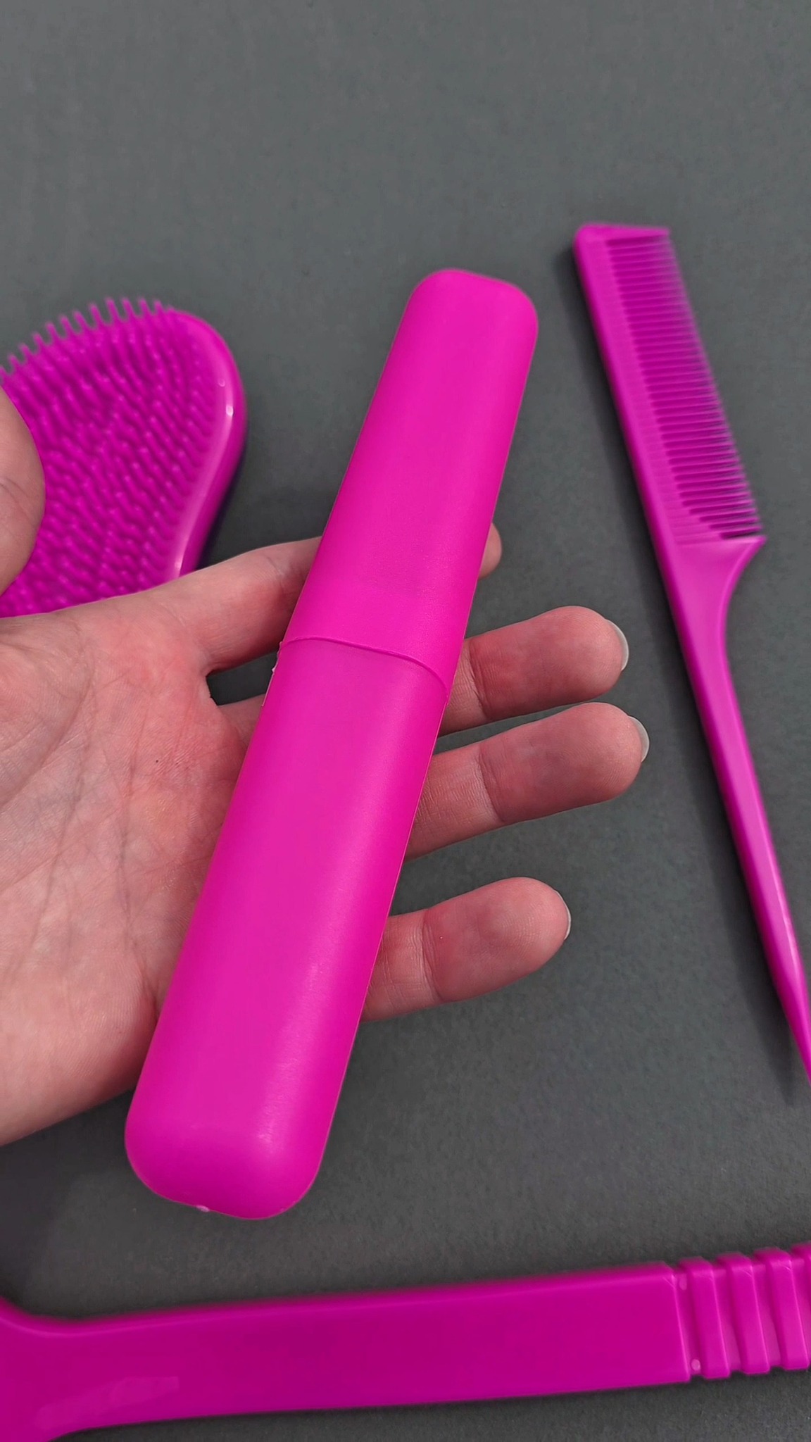 Produtos do dia a dia fazem parte de qualquer ponto de venda, e ter um mix completo faz toda a diferença no giro.
A Martini desenvolve soluções em cuidados pessoais com qualidade, variedade e funcionalidade, atendendo tanto o varejo quanto a indústria.
Se você trabalha com atacado ou distribuição, fale com a nossa equipe e conheça nossas linhas.