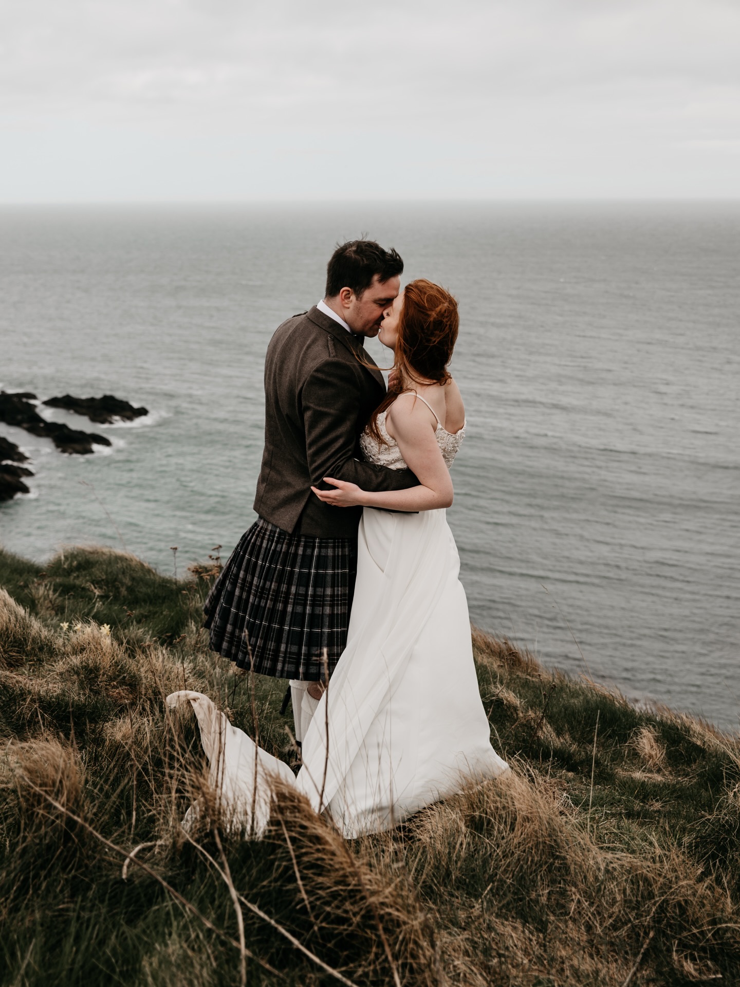 Omdat ik zin heb in het trouwseizoen en het al weer veel te lang geleden is dat er een mooi bruidspaar in mijn feed verscheen♥️.
#trouwenin2026
#trouwenin2027
#trouwfotograaf
#trouwfotograafbrabant
#liefdevoorliefde