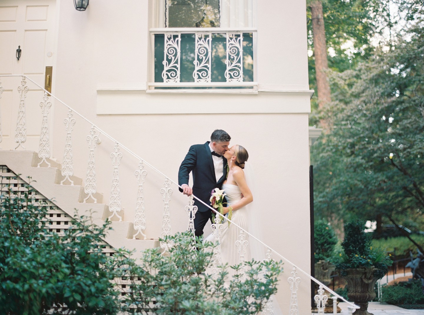 A Swan Coach House wedding, but this time, on film 💚
We are now booking 2027 brides. Inquire today via the link in our bio to begin planning your celebration at Swan Coach House.