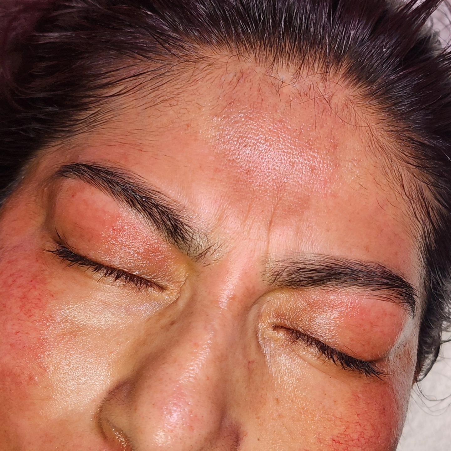 Brows speak louder than words.
Clean, defined, and lifted : Just the way they should be.
Swipe to see the magic of a fresh thread ✨
#BeforeAndAfter
#BrowThreading #BrowTransformation #CleanBrows #NYCBrows #ThreadingArtist #BrowGoals #BeforeAndAfterBeauty #BeautyTransformation #FreshBrows #FlawlessFinish #BrowShaping #BrowsOnFleek #NaturalBrows #archgamestrong