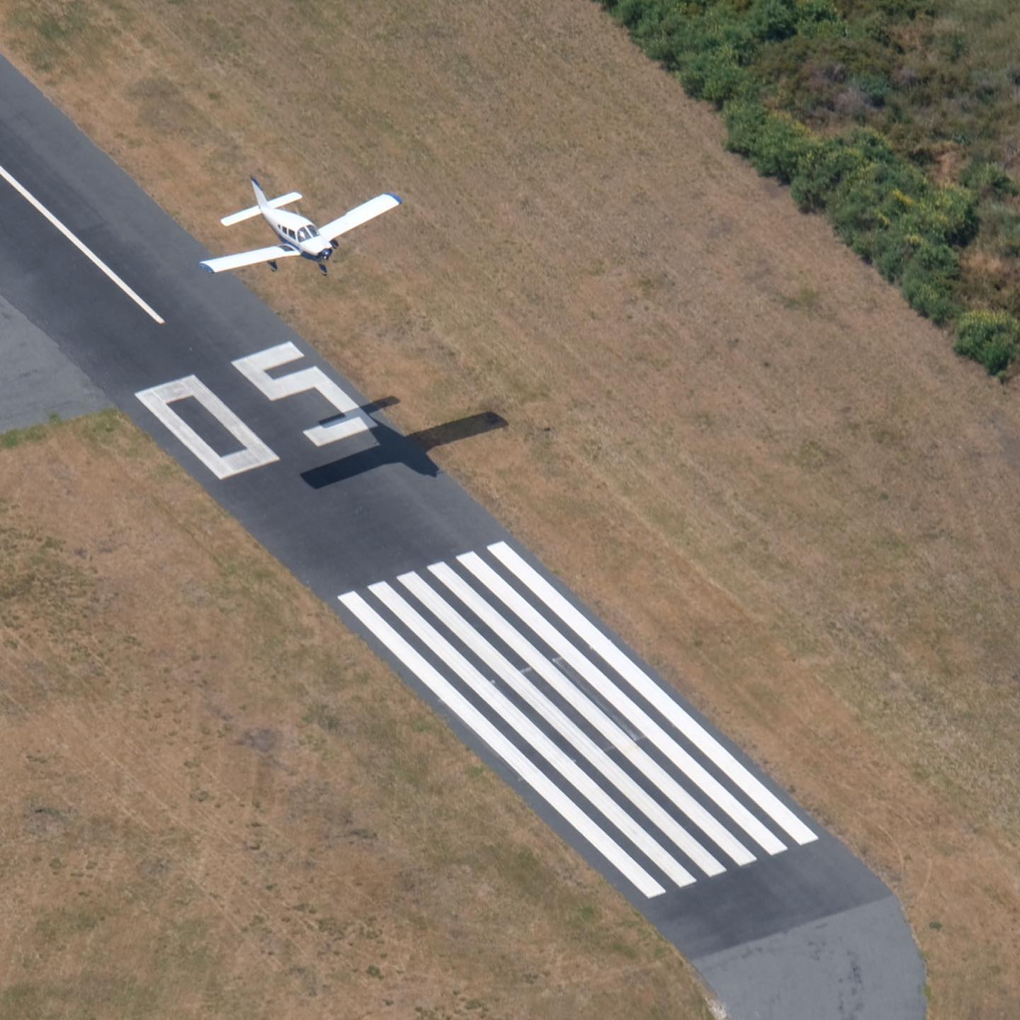 ZK-DUQ departing from runway 23 for her new home in the North Island. Today the club had to say goodbye to her after 38 years of service, over 6000 whale watch flights and club trips all over the country. #airkaikoura #zkduq #kaikouranz