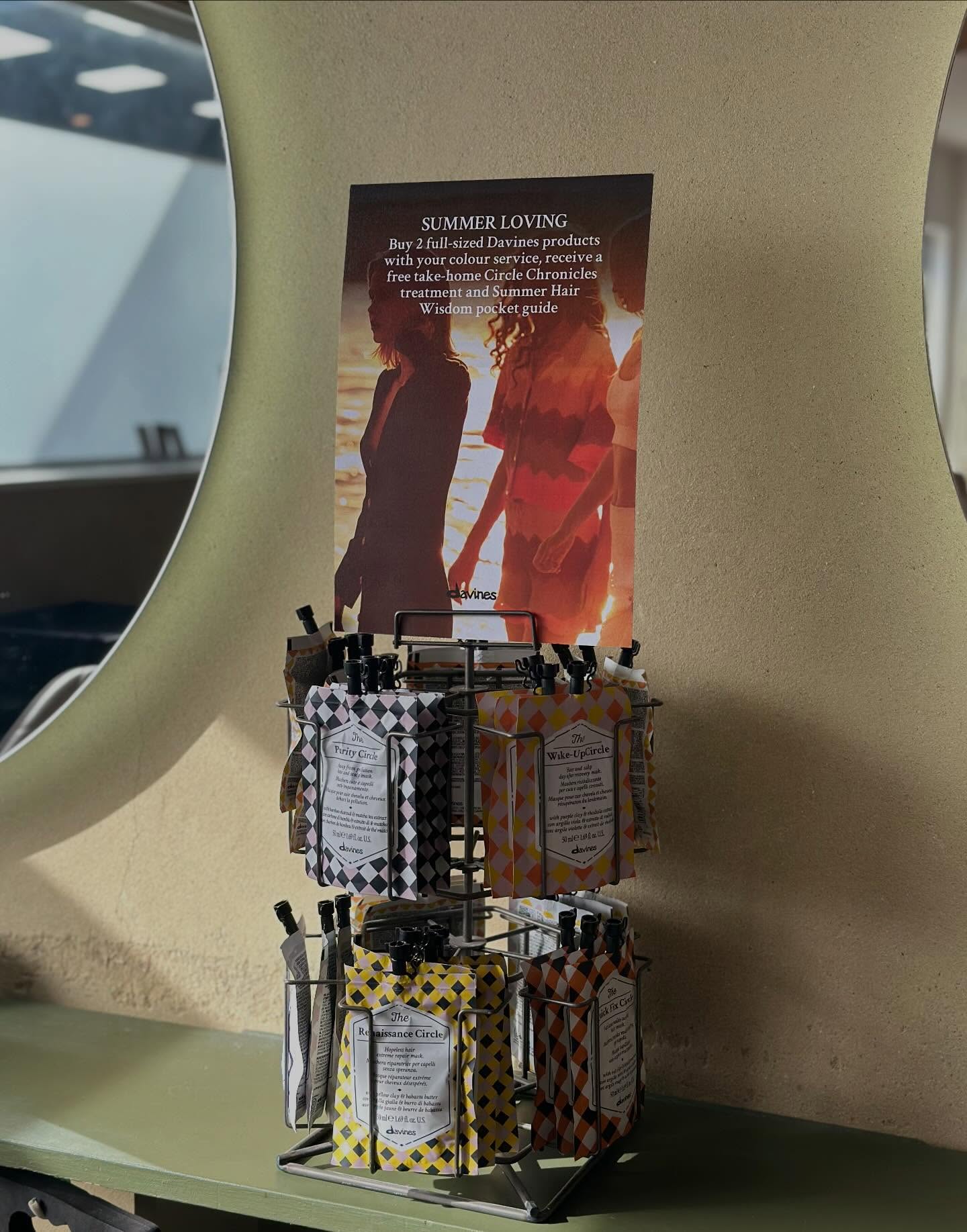 Buy any 2 full sized Davines products and receive a complimentary take-home Circle Chronicles treatment + Summer Hair Wisdom guide 🩵🌅
#davinesofficial #davinesnz #yuduyuhairsalon #hairhealth