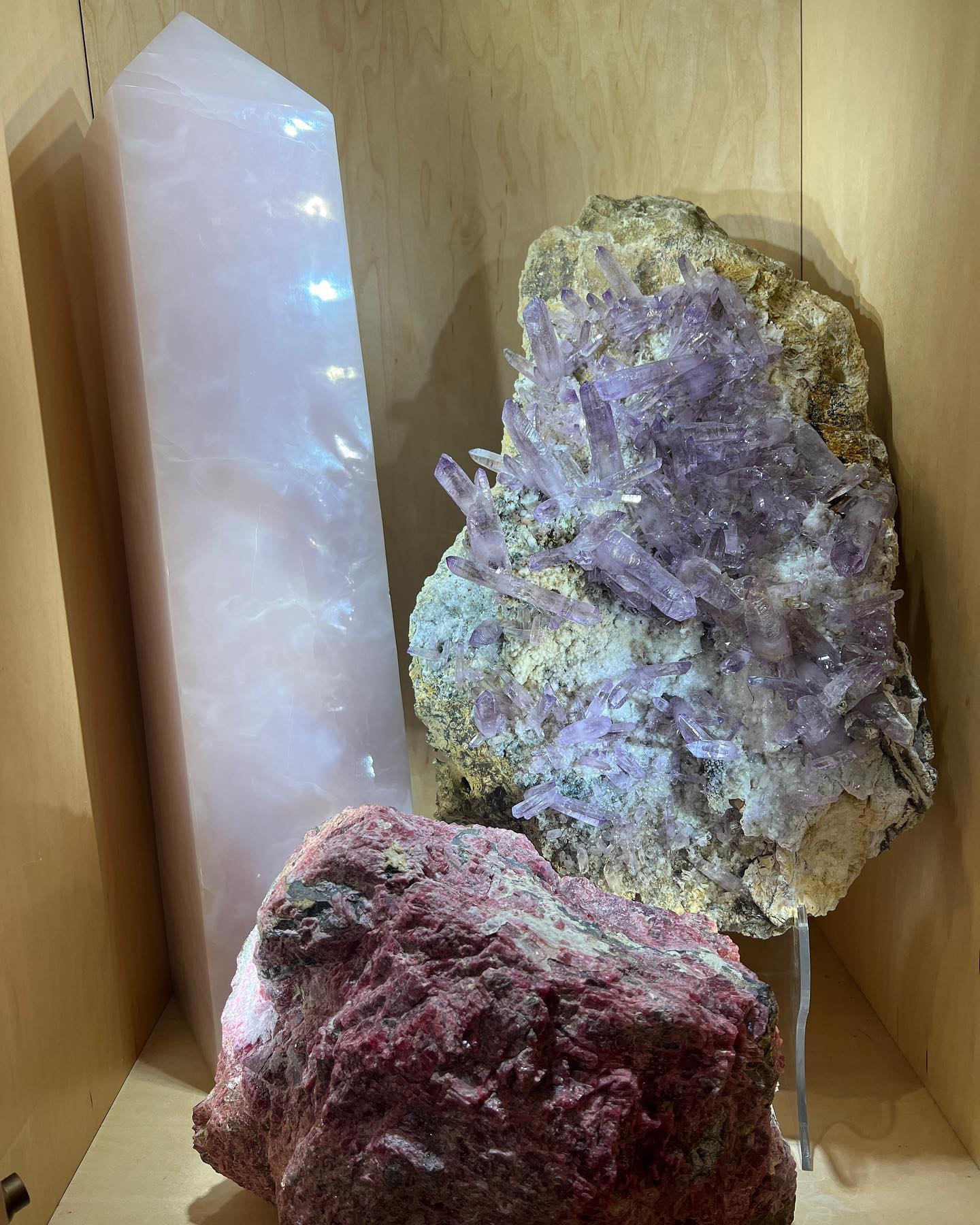 I canāt leave Sedona without properly spending time in @crystalmagicsedona