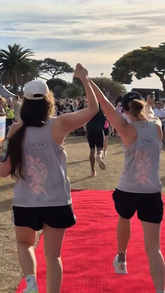 Those finish line feels! 🥹🥰
So many people start our run challenges not quite believing they'll be able to run the full distance by the end of the six weeks.
But time and time again, we've seen it happen!
Whether you're starting from scratch and aiming for 5km, or already a runner looking to hit that 10km milestone, our run challenge is the most supported, effective and fun way to get you there!
We're about to get started, so now's the time to sign up.
Brunswick - 8am Saturdays from 21 March
Preston - 6.30am Wednesdays from 25 March
Sign up now at evestudio.com.au or on the Eve app and let's do this! 🙌❤️