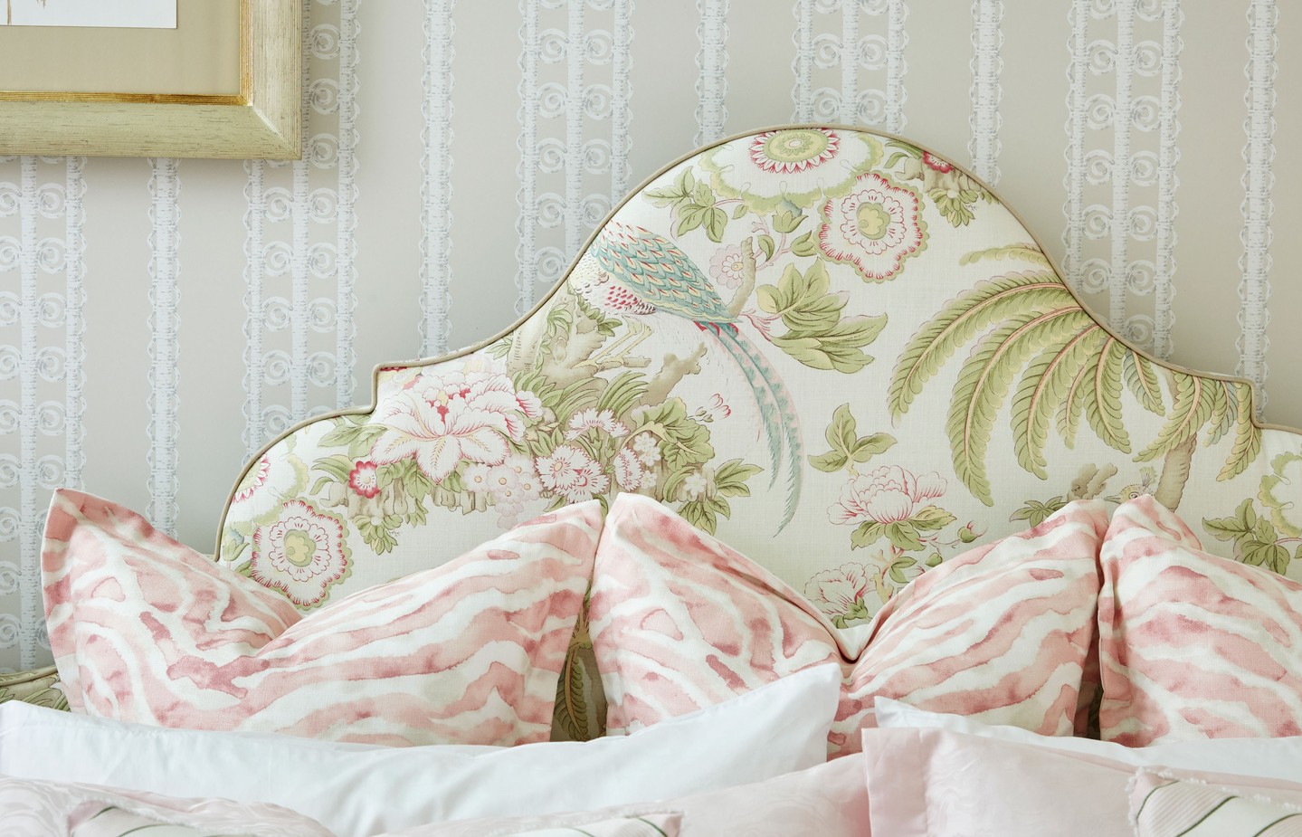 A moment for the stunning details of our Sinclair room🩷
#visithp #explorenc #boutiqueinn