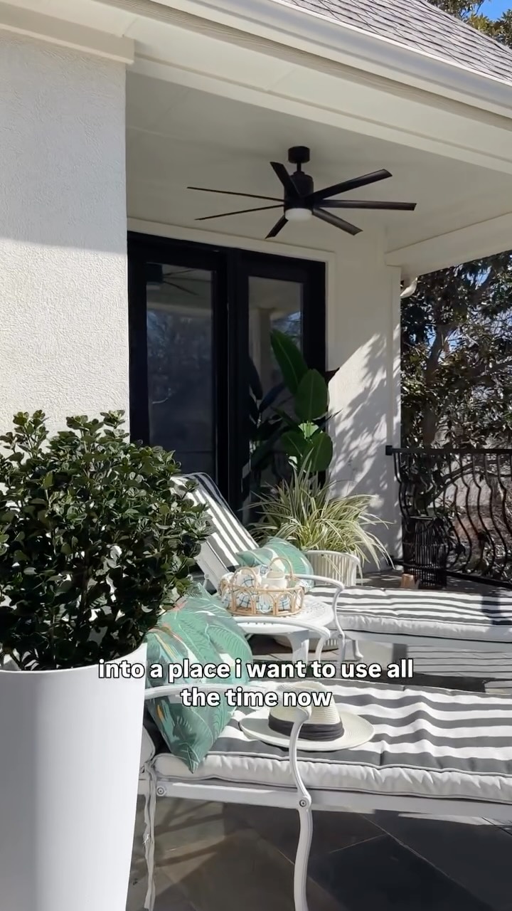 With springtime arriving, @lindsaystewartdotcom shares a great way to elevate your outdoor spaces with @veradek 🌿✨ #recentcollab #bluebirdfam