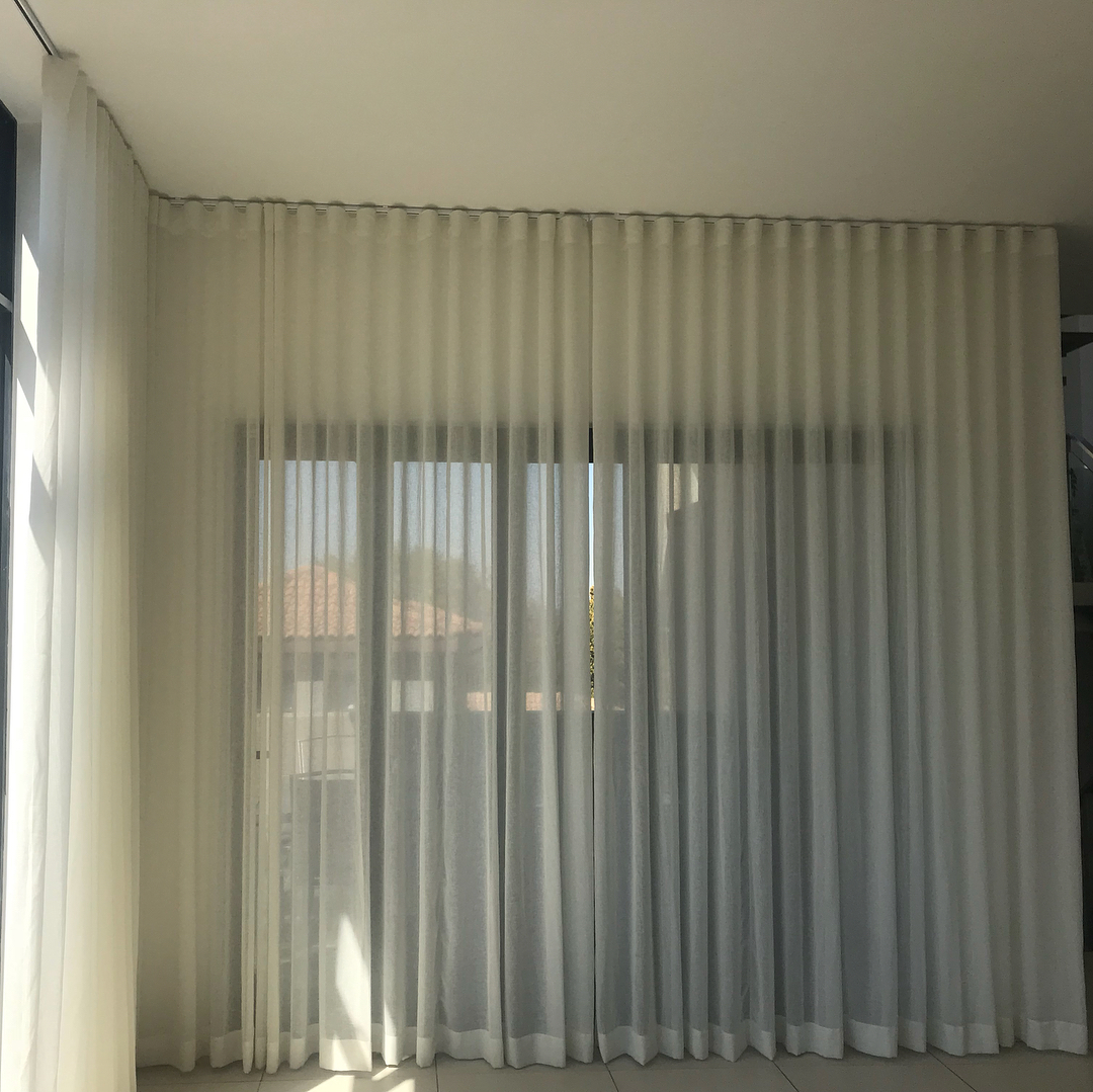 Cream wave curtains on the hill #homefabrics #curtains #interiordesign