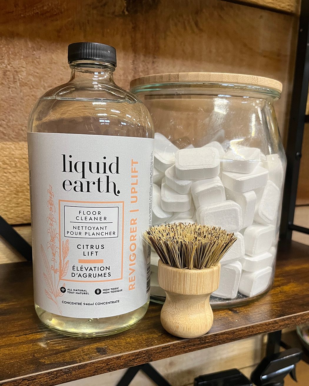 ✨ NEW VENDOR ✨
Welcome to the market, Eco Refillery
Eco Refillary is a refill first apothecary offering essential oil based hair, skin, and home goods
; inviting people to slow down, reconnect with nature, and experience sustainable wellness though simple, sensory everyday rituals.
Find them every market day in Peddler's Village
Market Hours
Thursday - 8:00am - 3:00pm
Saturday- 7:00am - 3:30pm