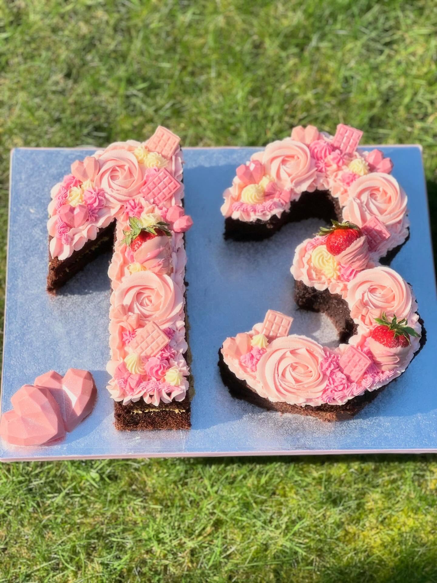 Currently obsessed with this Dubai chocolate filled chocolate cake, shaped like a 13 for a likely, special teenager 💝 #birthdaycake #numberbirthdaycake #dubaichocolate #sayitwithcake #dubaichocolatecake