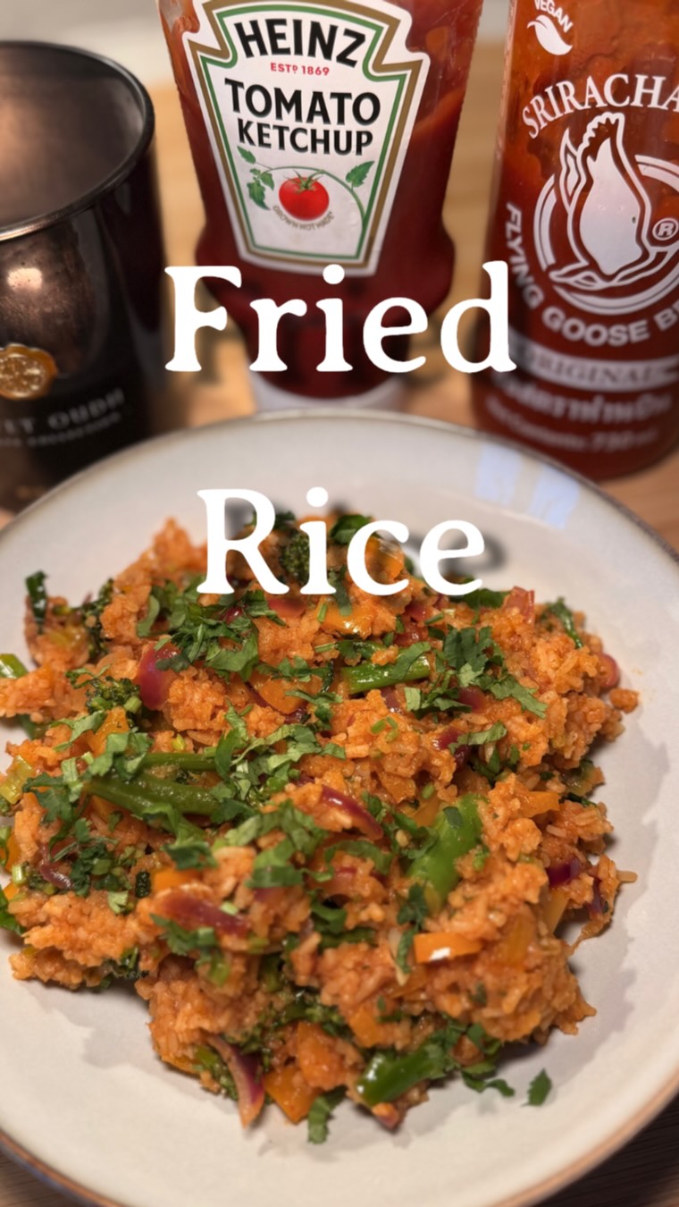 Girl Dinner 🍽️
Tonight’s dinner is a leftover favourite! 👀
I had veggies and leftover rice in the fridge so what better than making a fried rice dish!! 🤤
The best combination for sauce for the fried rice I believe, is @sriracha_fg and @heinz_uk 😍 literally divine!!
All you need is:
✨ Leftover Rice
✨ Veggies / choice of meats
✨ @heinz_uk tomato ketchup
✨ @sriracha_fg
✨ 3 garlic cloves
✨ Onions
✨ 1 tsp cumin and coriander powder
✨ 1/2 tsp turmeric
✨ dash of soy sauce
All you need to do is sauté the onions and garlic for a few mins in the pan. Once slightly brown, add whatever veggies or meats if you prefer! Add in the spices, and sriracha, tomato ketchup and soy sauce! Add in leftover cold rice and mix. Cook for 10/15 mins until all your additions are cooked through! Dress with fresh coriander and voila- easy peasy tasty Fried Rice 😍
#food #foodstagram #foodgasm #foodporn #foodlover