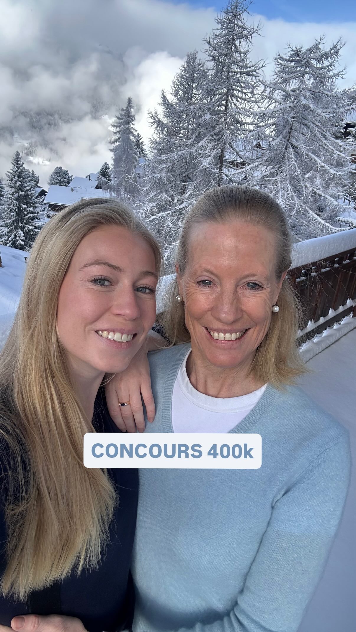 CONCOURS 400k On va vous gâter!
Nous avons franchi le cap des 400 000 abonnés.
Fêtons cela ensemble! Chloe offre une séance d’initiation en nutrition (1h30) et 2 séances de suivi (2x30 min) sans passer par la liste d’attente!
Pour participer?
Aimer le réel et nous dire en commentaire pourquoi vous aimez suivre Nutri.Keto.
Tirage au sort dimanche 22/4 20h00
Bonne chance à tous
Le compte NutriKeto est un duo mère - fille qui existe depuis 5 ans. Nous partageons des astuces santé, nutrition et micronutrition pour le grand public afin que vous puissiez prendre soin de vous et être en forme. Chloe est la scientifique, Lauren gère les collaborations, les tournages, la photographie. Nous adorons travailler ensemble et sommes très heureuses de tous les gentils messages que nous recevons et d’échanger avec vous dans les rues en France et Belgique.