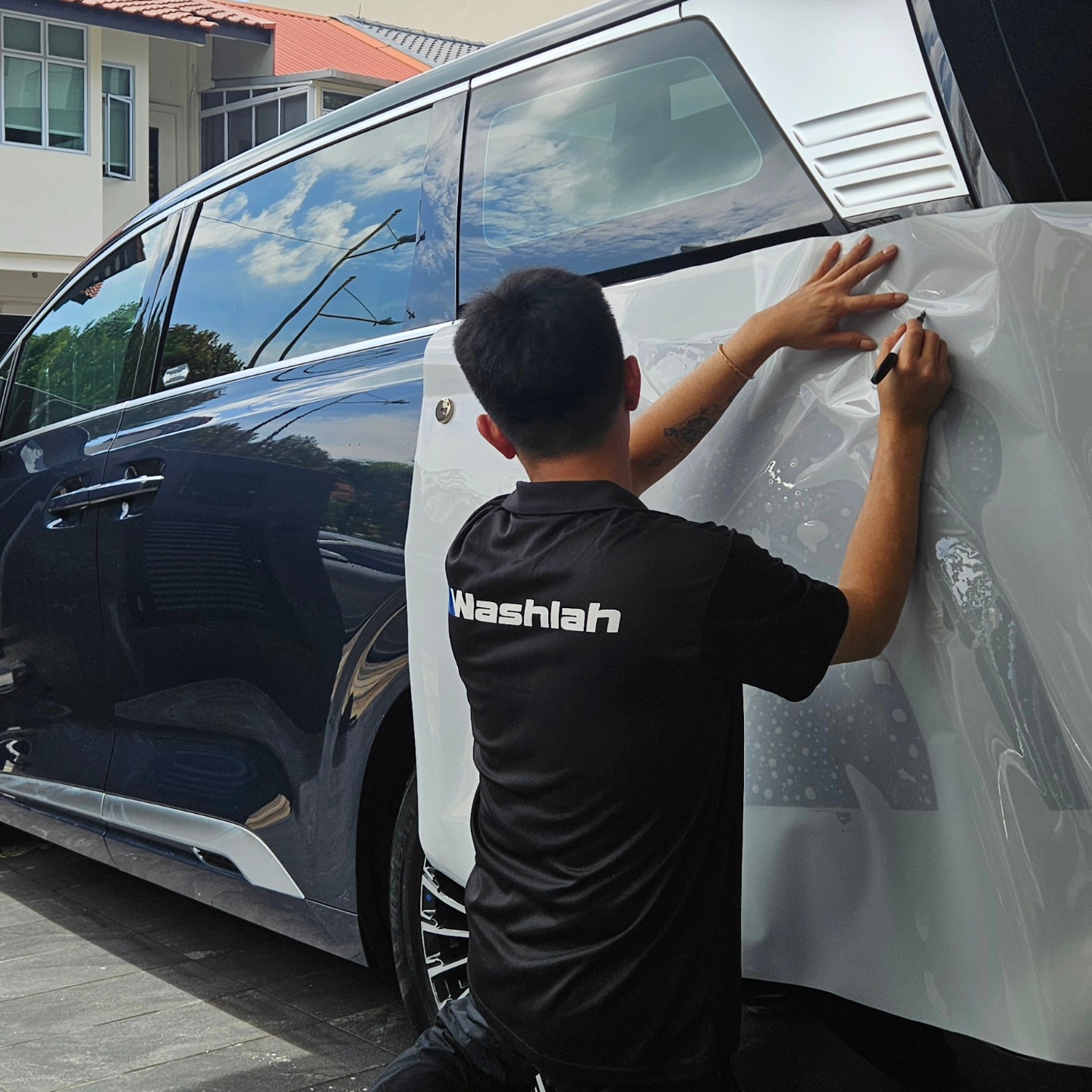 Behind the scenes of our latest mobile (you heard that right) PPF installation on the luxurious Denza D9. Watch as we meticulously apply the film to protect your vehicle's paint. š
#PPF #cardetailing #DenzaD9 #mobiledetailing #carpro #immortal
š1 Kaki Bukit Ave 6, Autobay@Kaki Bukit, #01-37
āļø 9668-9274
š www.washlah.sg
š Monday to Sunday, 10am to 7pm. Appointments only.