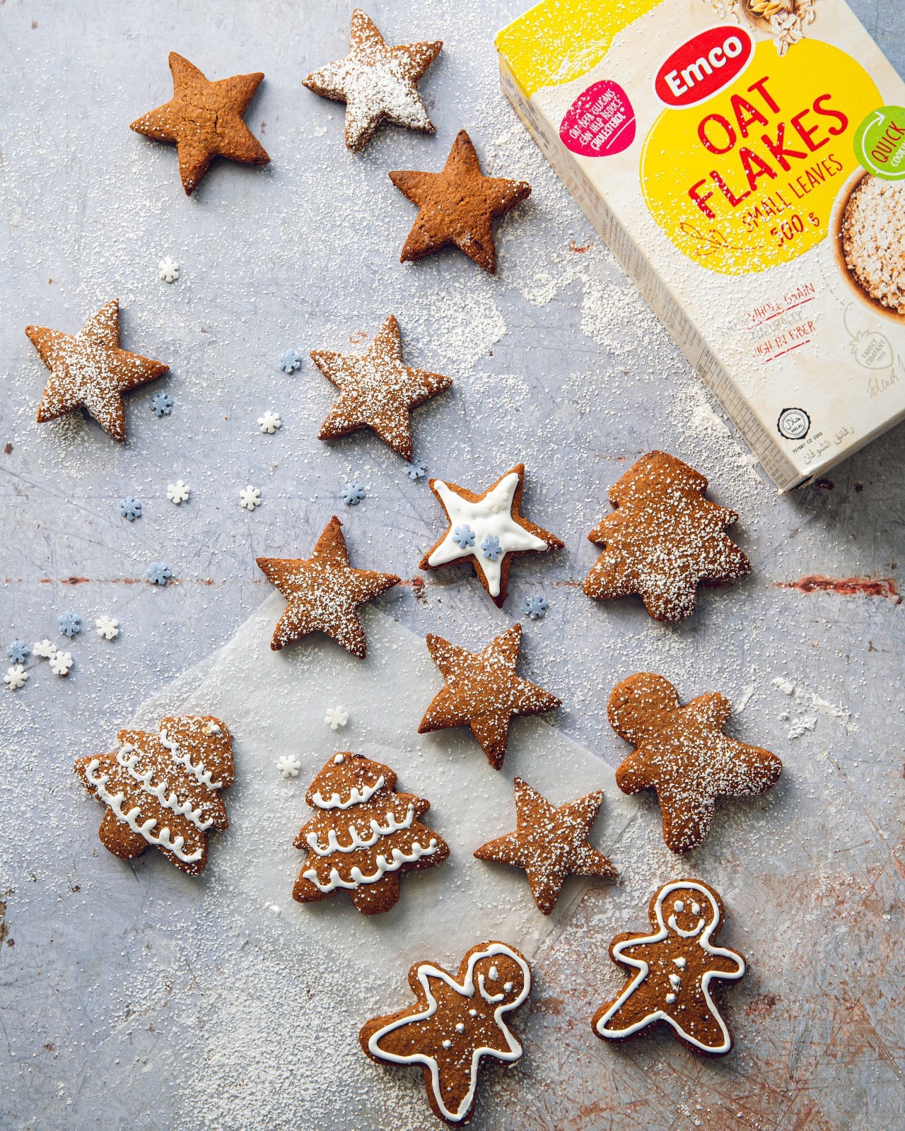 🎅🏻Looking for a twist on your holiday baking? Try these delicious gingerbread cookies with oats! Simple ingredients, easy preparation, and a perfect festive treat. Let us know if you’re sticking to the classics or trying something new this year!
✨ Mix everything together, knead the dough, and let it rest for at least 2 hours in the fridge (or overnight)
✨ Cut out shapes and bake at 175°C (347°F) in a preheated oven for 10-15 minutes
#emco#emcoglobal#december#christmas#gingerbread#baking#oats#evenhealthythingscanbedelucious