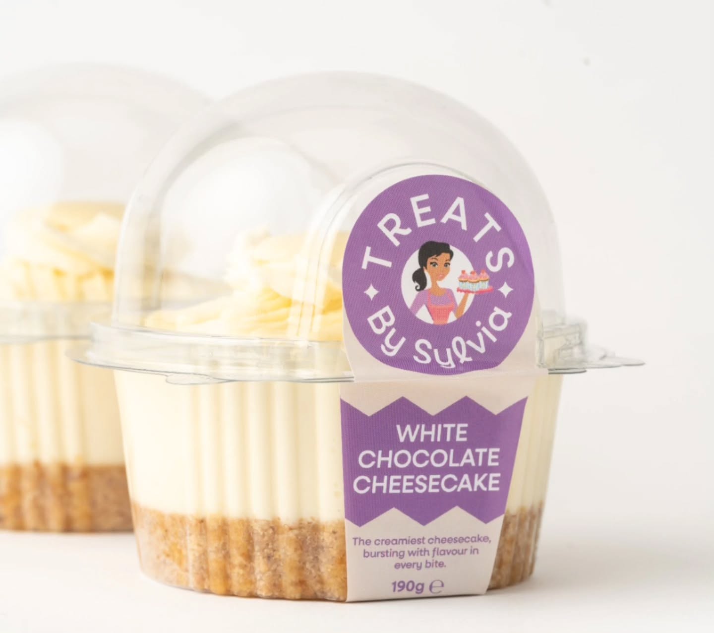 Wednesday treat! It's a must 🤤
Our delicious award winning white chocolate milkybar cheesecake! 🔥
#wednesday #cheesecakelovers #midweektreat #SupportLocal #treatsbysylvia