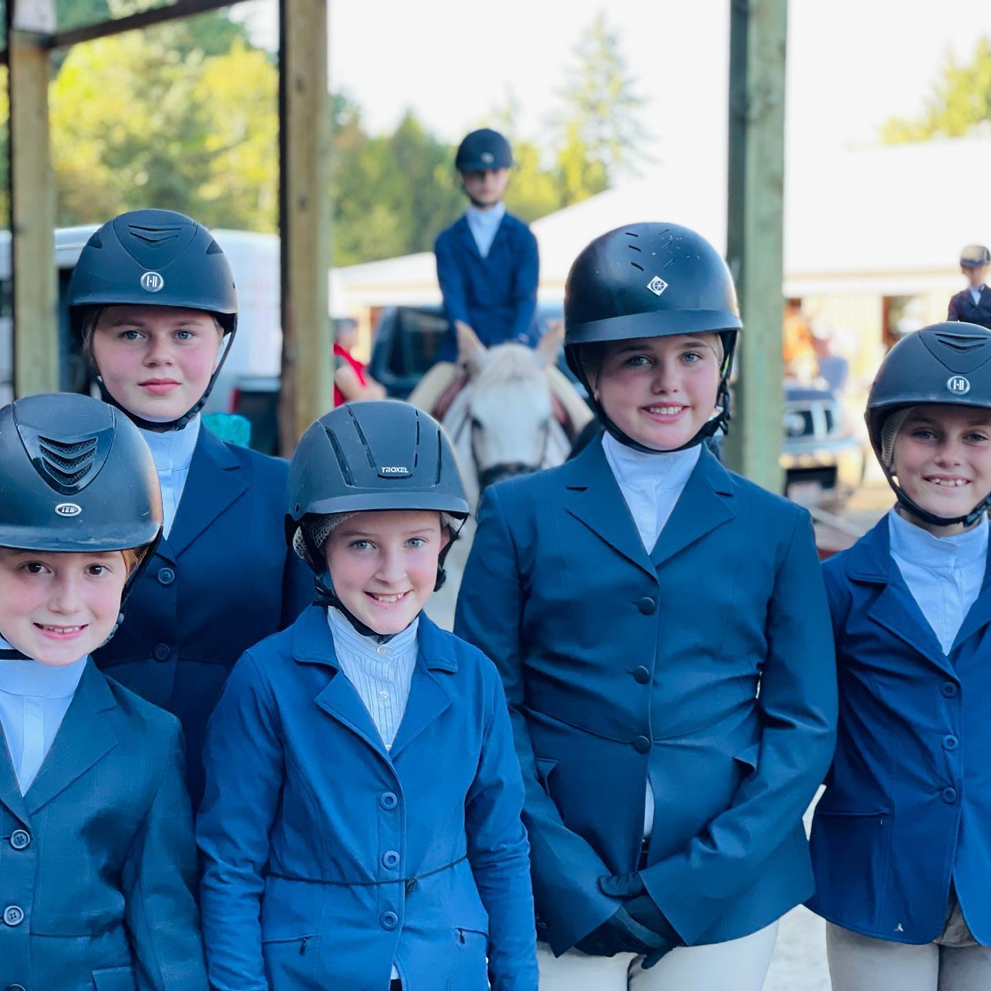IEA with Team Pony Pros! We took reserve champion middle school team 👏 #rideiea #rideieazone9 #equitation #hunterjumpers