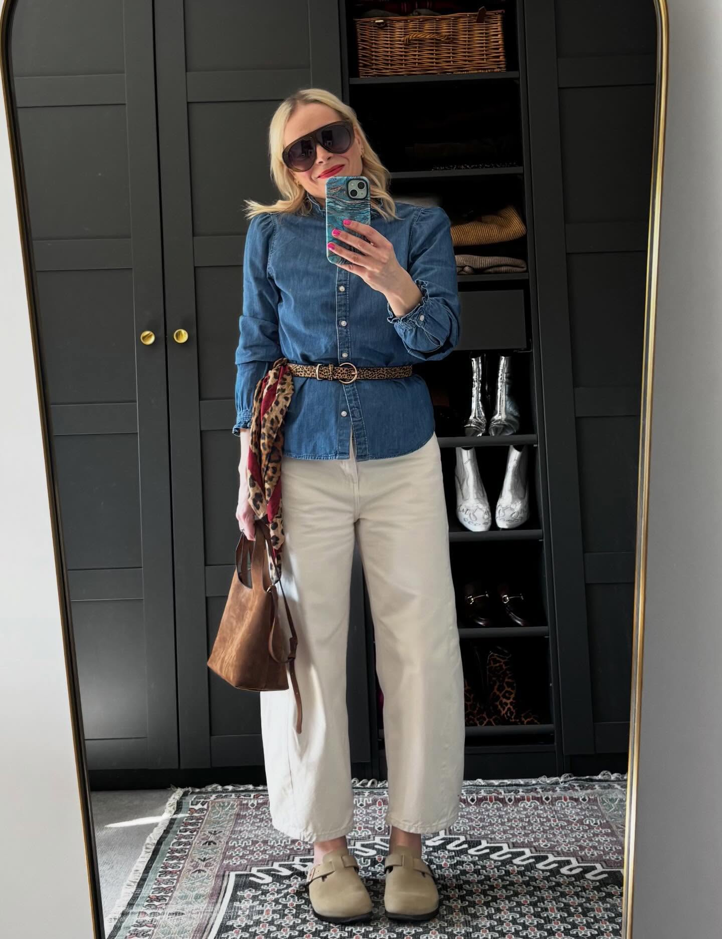 Blue skies, ankles out - I can’t tell you how happy these two things make me 🩵. Hope you all got to enjoy some sunshine yesterday.
Style - personal style - personal stylist - women’s style - styling - style inspo - personal styling - casual outfits - everyday outfits - fashion
#personalstyle #personalstylist #ootd #wiwt #Spring