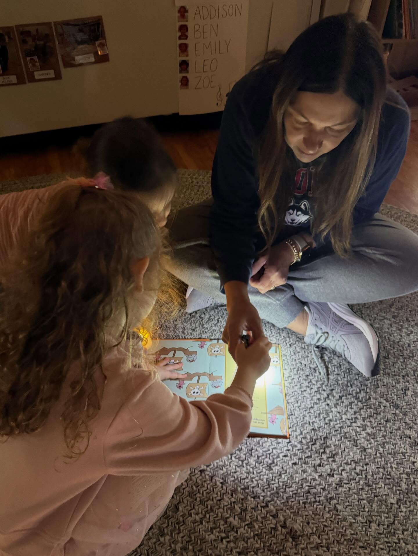 A brief power outage yesterday became an opportunity for book time with flashlights and tea lights. This class wasn't in a rush for the power to be restored! 📖🔦
***********************************
#LCDS
#LearningCommunityDaySchool
#PlayBasedLearning
#Preschool
#WestportCT