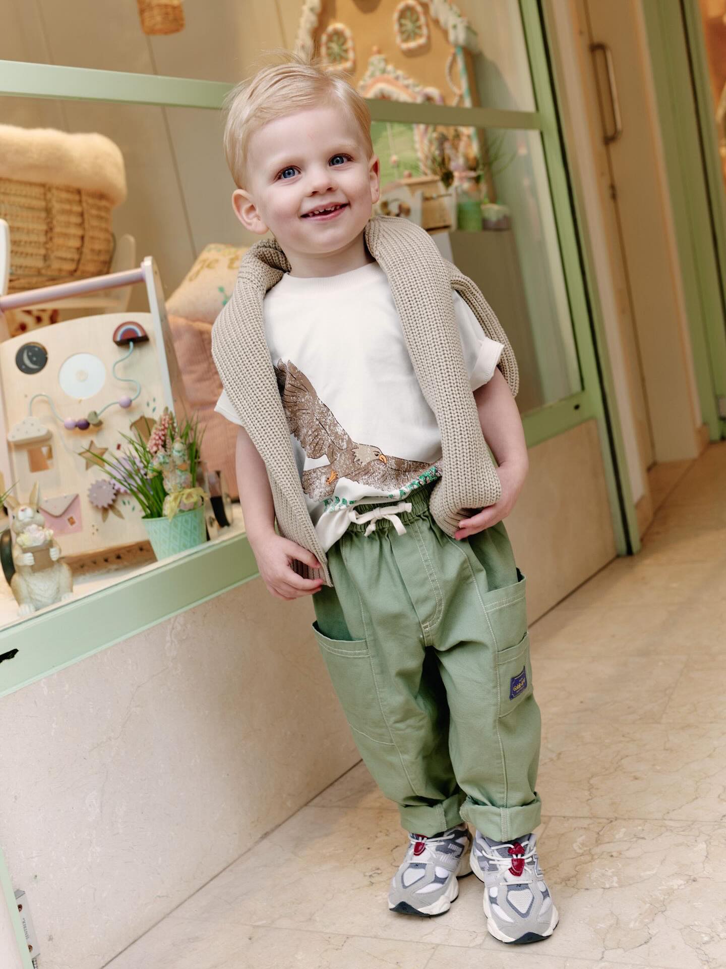 Say hello to our new boys collection 👦✨
Cool fits, comfy fabrics and ready for big adventures.
Made to play, explore and shine every single day 💙
#kidsfashion #kidsstore #kidsstyle #boyscollection #kidsofig 🌿✨🧢✨🌿