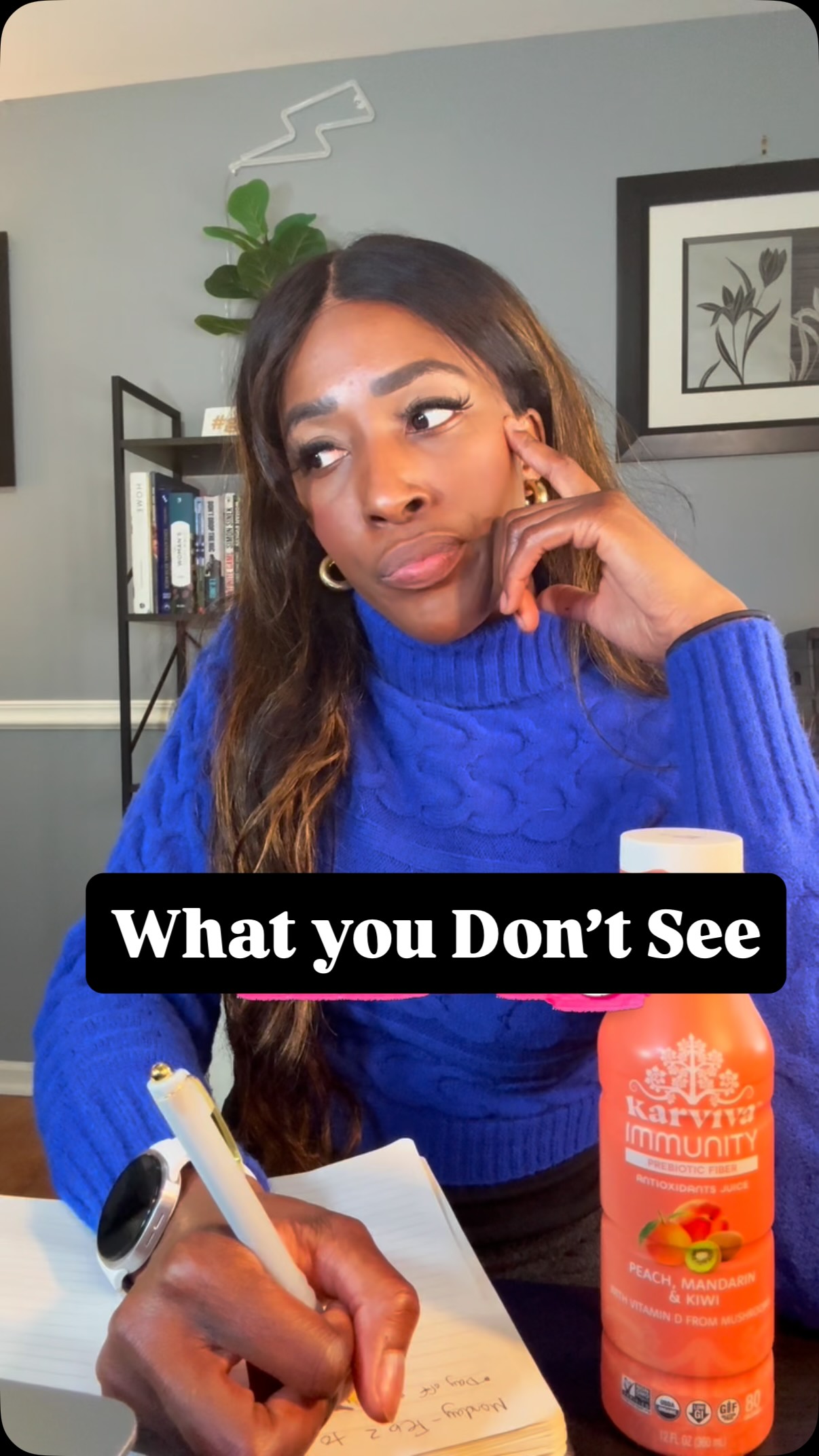 Grateful for the little things that keep me going
Some days it’s early mornings.�Some days it’s long nights.
Most days… it’s both.
The part you don’t see is what takes the most work.
Showing up even when no one’s watching.
That’s the part that matters most — and what keeps me going.
🥤 @karvivawellness
#BrandPartnership #Healthy #Wellness #ReneeWashington #collab