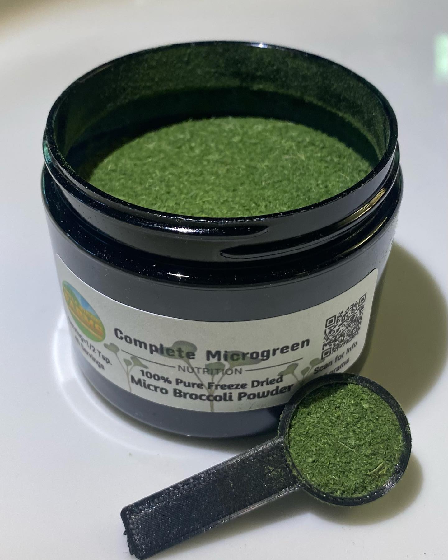 Complete Microgreen Nutrition™
-🌱 30 Servings of 100% Freeze-Dried Microgreens Powder!
-
-What is Sulforaphane?
Sulforaphane is a naturally occurring compound found in cruciferous vegetables like broccoli, Brussels sprouts, and, of course, microgreens. It’s a type of isothiocyanate, a sulfur-containing compound known for its potent health benefits, especially its cancer-fighting properties. Sulforaphane is formed when glucoraphanin, a glucosinolate precursor, is converted by the enzyme myrosinase during chopping or chewing of the vegetables.
-
The Science Behind the Benefits
Prevention:
Research has shown that sulforaphane has remarkable anti-cancer properties. A study from Johns Hopkins revealed that sulforaphane can activate detoxification enzymes and protect cells from DNA damage . This compound was first discovered by Paul Talalay, a researcher at Johns Hopkins, who highlighted its potential in reducing cancer risk .
Sulforaphane has been shown to inhibit the growth of cancer cells and even kill them in laboratory settings. It works by inducing phase II detoxification enzymes, which help eliminate carcinogens before they can damage DNA . This makes sulforaphane a powerful ally in the fight against cancer.
-
How Much Broccoli Do You Need to Match Freeze-Dried Microgreens?
We all know broccoli is a nutritional powerhouse, but did you know that to get the same amount of sulforaphane found in freeze-dried microgreens, you’d have to eat an astonishing amount of mature broccoli? Studies have shown that freeze-dried broccoli microgreens can contain up to 100 times more glucoraphanin, the precursor to sulforaphane, compared to mature broccoli heads . To match the sulforaphane levels from just a small serving of freeze-dried microgreens, you’d need to consume approximately 1.5 pounds (680 grams) of mature broccoli .
This dramatic difference is due to the higher concentration of beneficial compounds found in microgreens. So, if you’re looking to supercharge your sulforaphane intake without eating your weight in broccoli, adding freeze-dried microgreens to your diet is the way to go!
-Knowing the source allows you to take control of your nutrition. Thank you! 🌱🙏❤️