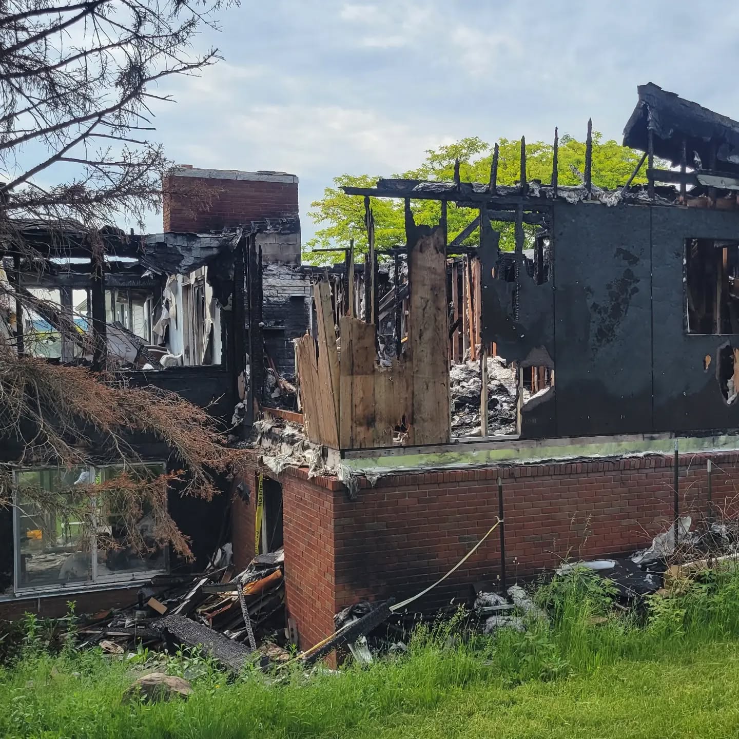 All it takes is a candle...
Thankfully the homeowner is OK, but always sad to see your possessions and house go up in flames. Fire was only burning for 30 minutes before the fire department put it out.
Did a structural assessment of the existing foundation to see if it could be salvaged. As well as the custom marble fireplace.
Insurance will cover the replacement, but crazy to see what structural elements (mainly wood and drywall) will burn up quickly, and what elements (steel and masonry) look almost unaffected.
.
.
.
.
.
.
.
.
.
.
.
.
.
#naples #fire #wood #steel #masonry #marble #house #smokedamage #charredwood