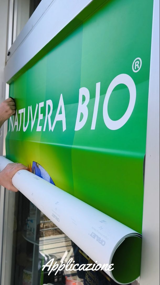 Una vetrina così non passa inosservata 🔥
Per @Natuverabio a Potenza abbiamo curato ogni fase:
dalla rimozione alla nuova installazione.
Pulito. Preciso. D’impatto.
#vetrofanie #stampa #branding