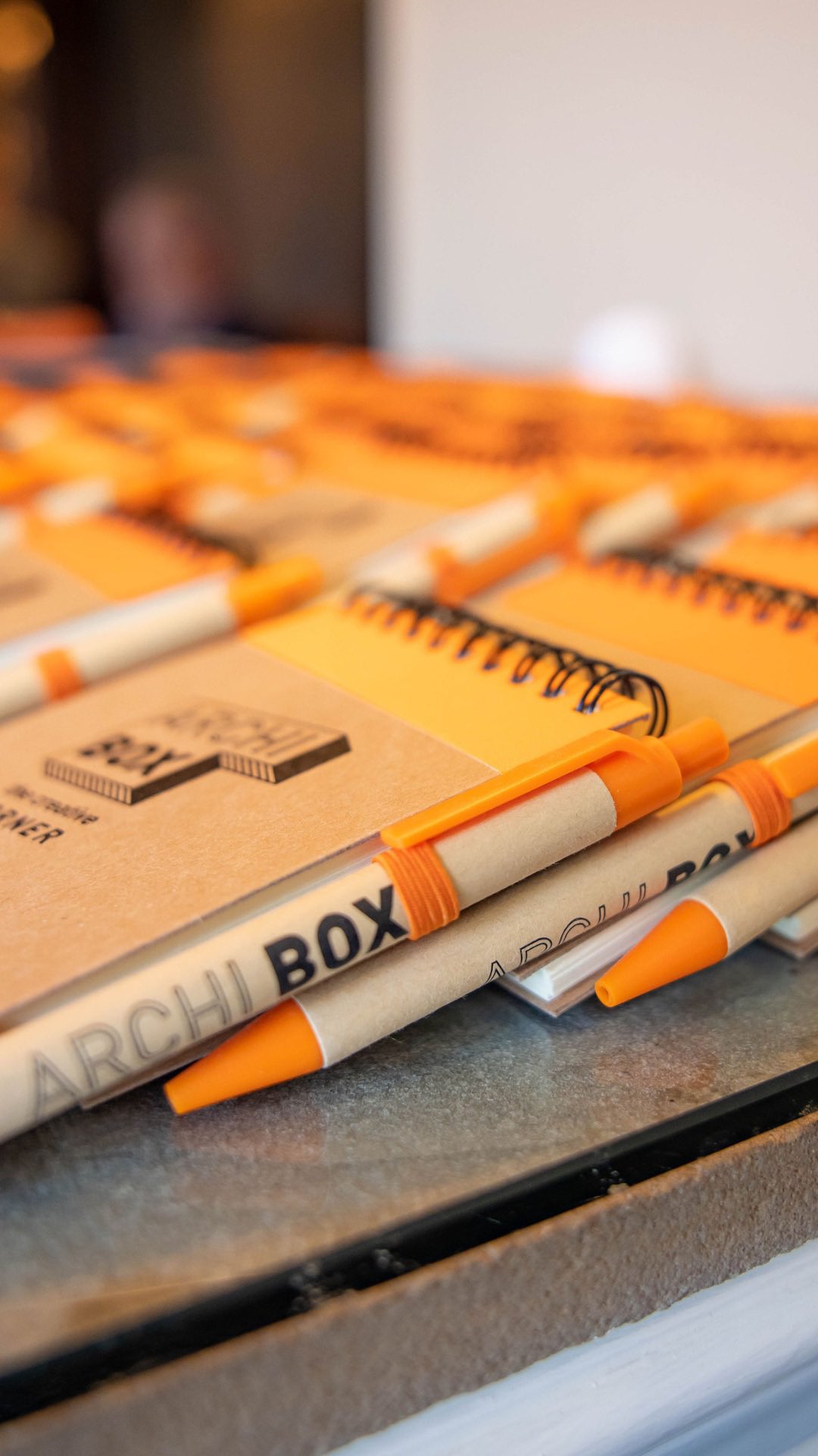 Archi Box arrive à Paris le 25 mars pour un afterwork de speed meeting dédié aux architectes et aux marques du design.
Cet événement réunit des professionnels de l’architecture et du design autour de rencontres rapides, d’échanges ciblés et de nouvelles opportunités de collaboration. Le format Archi Box permet de développer son réseau dans un cadre structuré, tout en profitant d’un moment convivial.
L’événement se déroule au We Are, rue du Faubourg Saint-Honoré, à 18h30.
Alors on se voit à Paris ?
Les places sont limitées.
Réservation via le lien en bio!
#Archibox #Architecture #ArchitectureEventsParis #ArchitextureNetworking #DesignCommunity