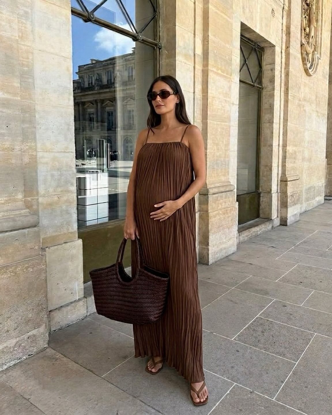 Meet the Lucia in Chocolate 🤎
Rich, elevated, and endlessly wearable, this is the piece you reach for when you want to feel put together without overthinking it.
Designed with intention, Lucia drapes effortlessly, offering a flattering silhouette that adapts with you through every stage.
Style it up, pare it back - she does both.
A forever piece for your capsule wardrobe.
Link in bio to shop the Lucia now.
#maternitystyle #babyshoweroutfit #capsulewardrobe #effortlessdressing