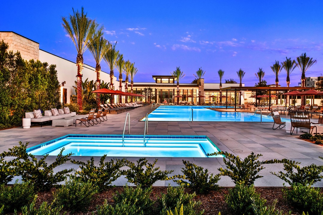 Discover the heights of luxury living at Metro Heights in Montebello ✨
Nestled in the hills, this master-planned community offers stunning views and beautifully designed outdoor spaces. With scenic walking trails, lush green areas, and multiple pools, Metro Heights is the perfect place to relax, connect with nature, and enjoy life to the fullest.
.
.
.
#landscapearchitecture #landarch #landscapedesign #metroheights #montebelloliving #outdoorliving #resortstyleliving #c2collaborative