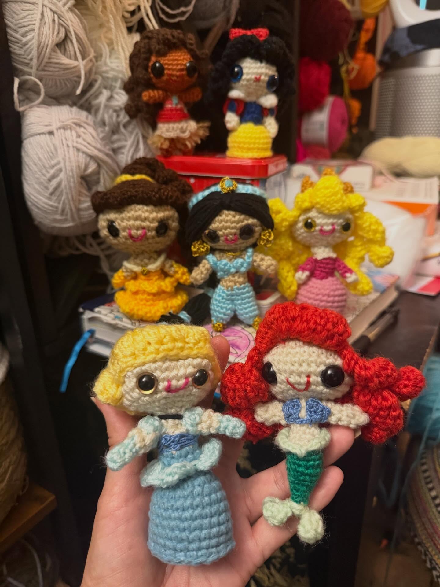Not sure who is cuter Elwood or these little crochet 🧶 Princesses 👸🏽 I’ve got 5 more to make from this book 🤗 #springbreak #crochetforpeace watching @disneyplus for inspiration 😂