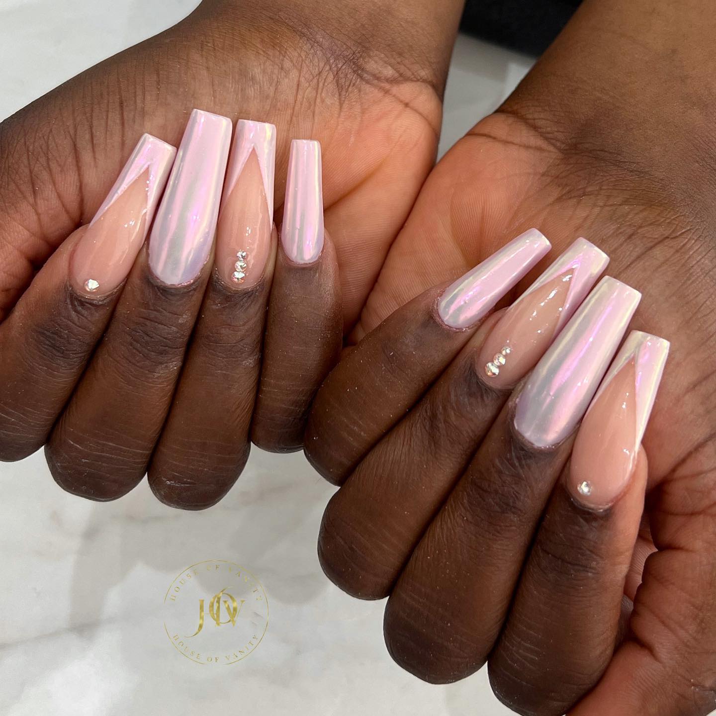 A very long overdue post..
This was what supposed to be Anitas birthday nails pt 2 ๐
.
.
.
.
.
.
.
.
.
.
#nails #chromenails #chrometips #nailartist #nailsofinstagram #nailsoftheday #nailsonfleek #nailswag #nailart #gelpolish #naildesign #naildesigns #squarenails #nailsaddict #fashion #fashionstyle #nailcare #fashionblogger #shinynails #catford #lewisham #foresthill #sydenham #bromley #ladywell #brockley #se23mums