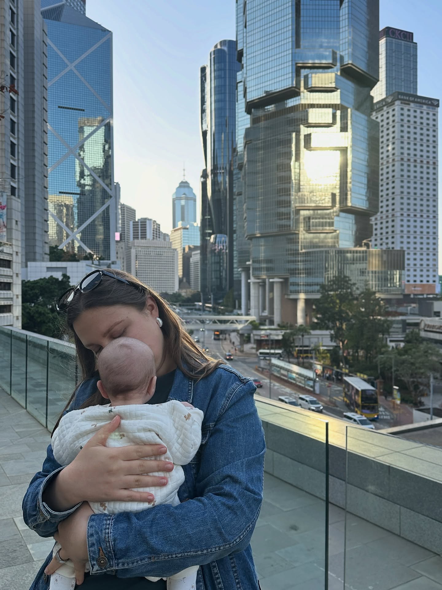 Times measured a bit differently these days 🛁🕰️ #newmom #hongkong #hklifestyle #hkmomlife