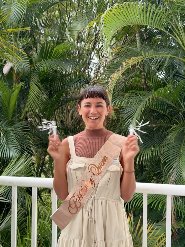 HAPPY BIRTHDAY QUEEN 🎈🍰 🎉👸🏽
Certified speechie, full-time legend 👏🏼 We hope your day was as amazing as you are Mel!! Thanks for bringing all the fun, magic and positive vibes to our clinic every single day ♥️♥️